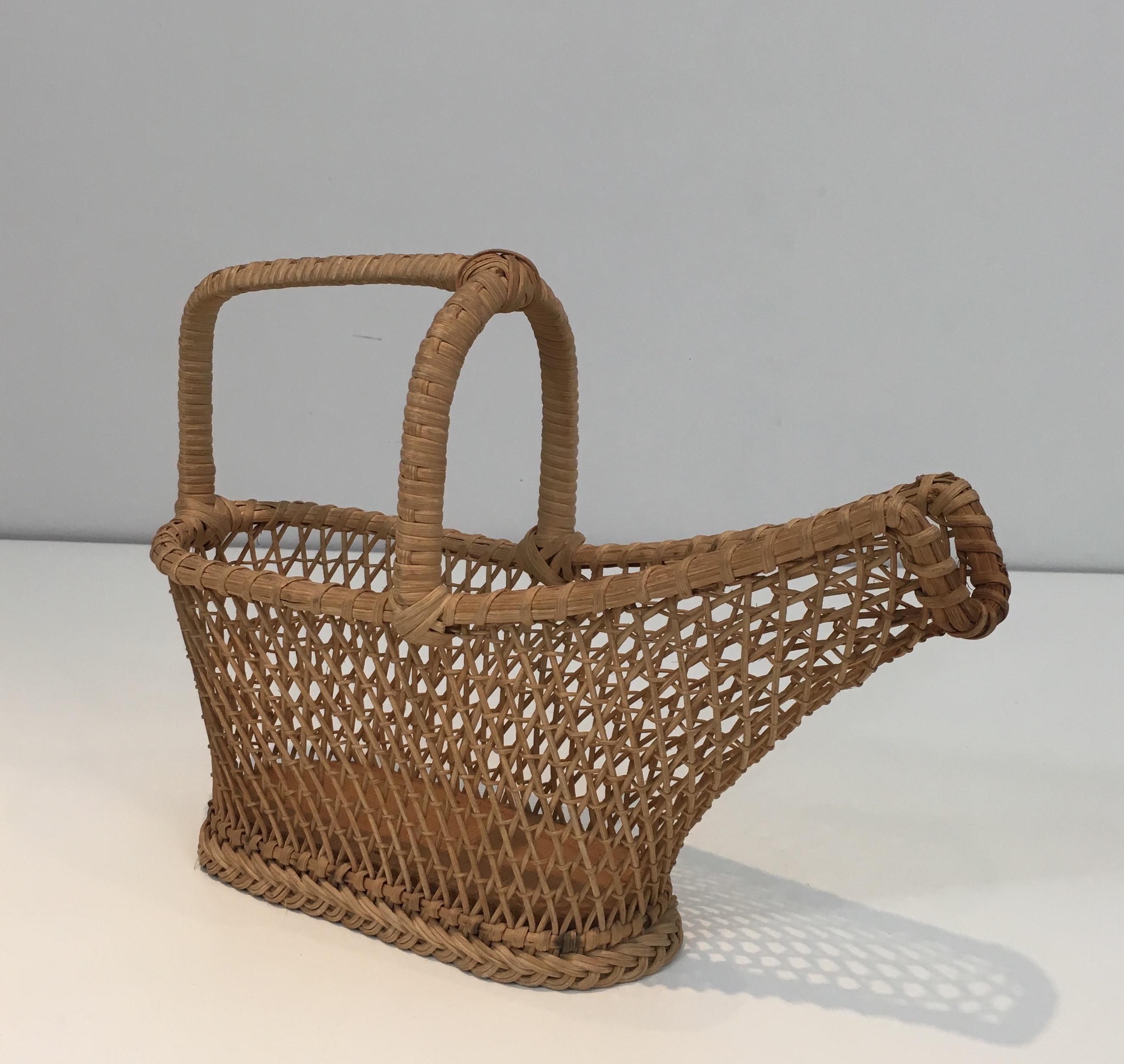 Rattan-Flaschenhalter, Französisch, um 1970 (Moderne der Mitte des Jahrhunderts) im Angebot