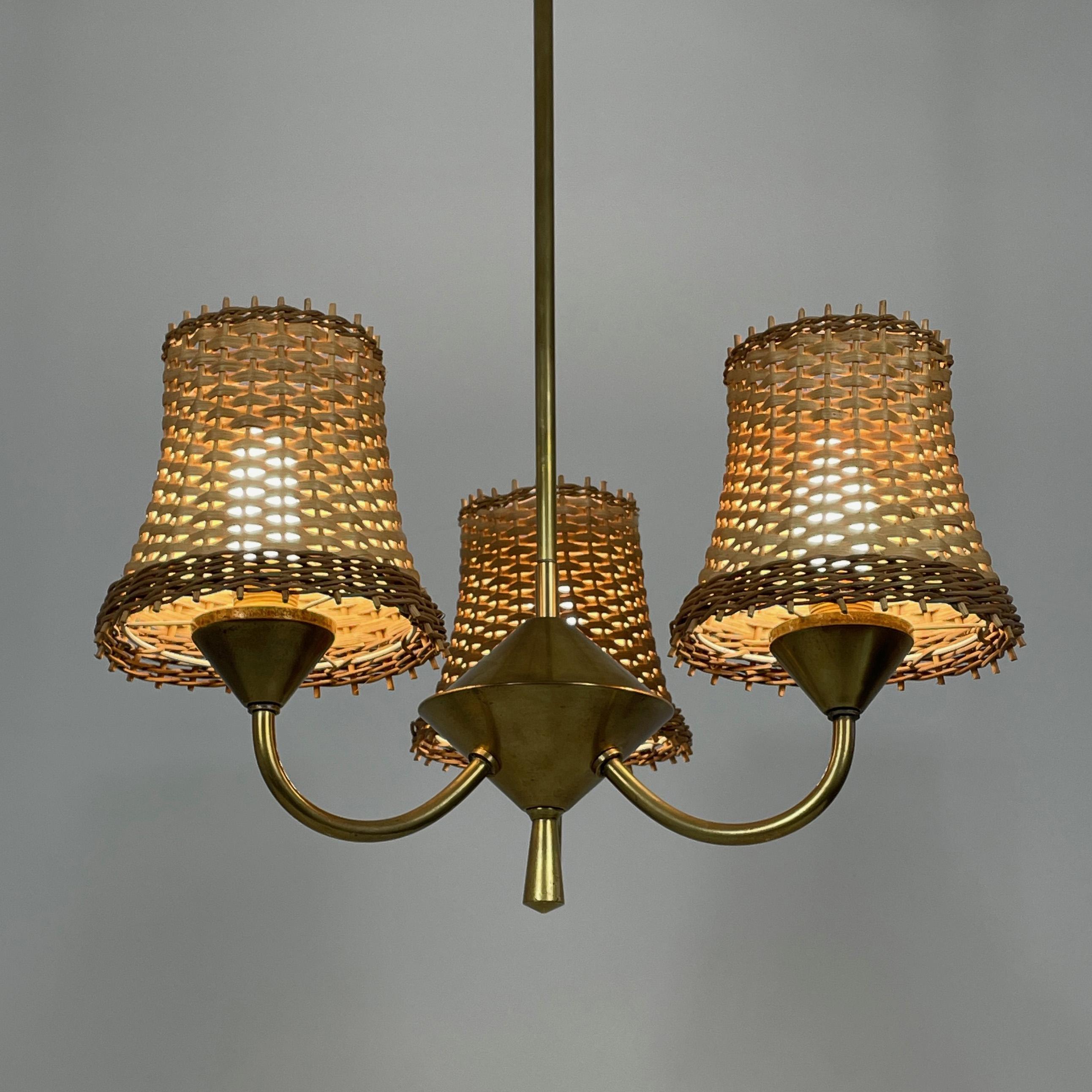 Rattan & Brass 3-Light Chandelier, Austria 1950s 6