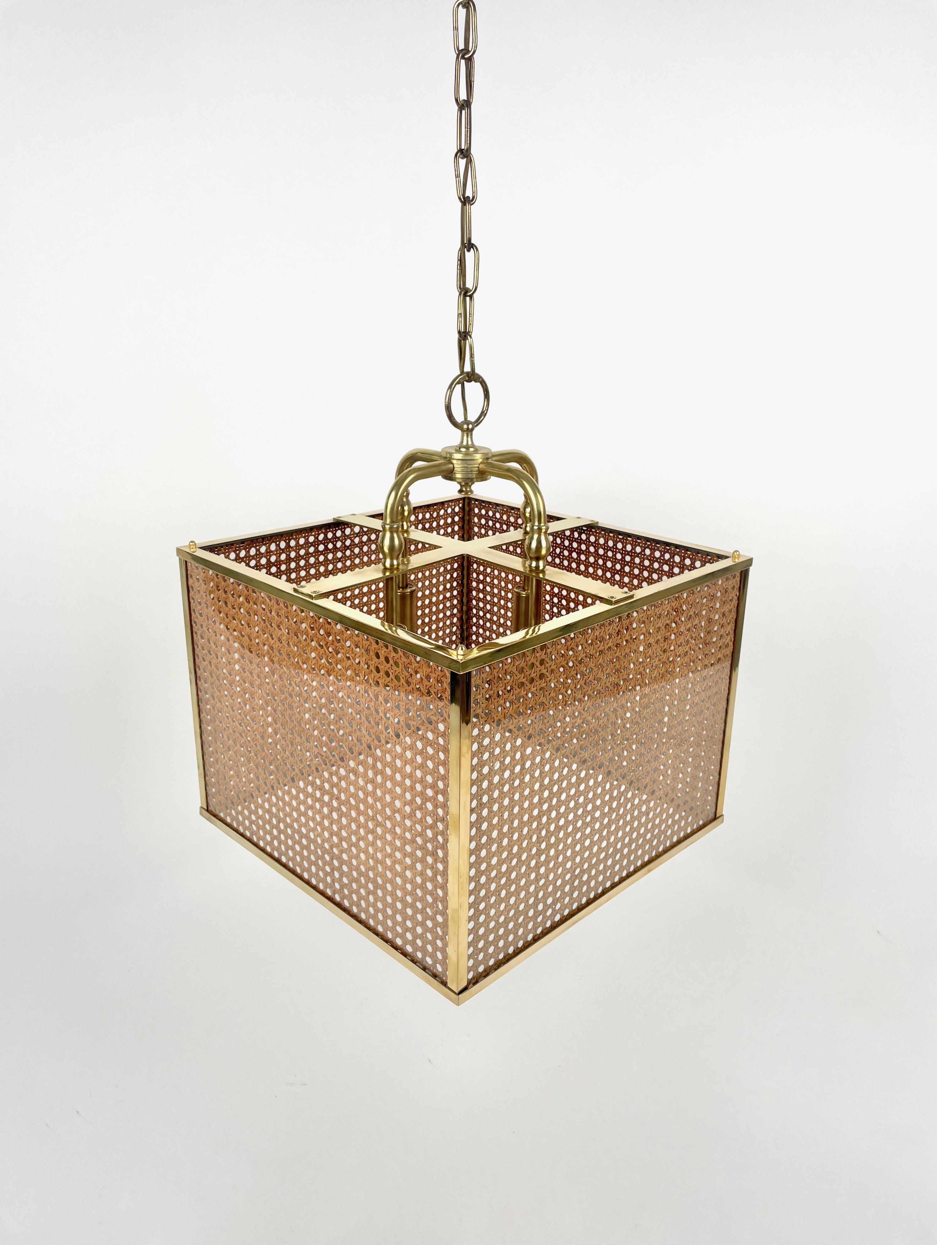 Italian Rattan, Brass and Glass Chandelier Four-Light, Italy 1970s For Sale