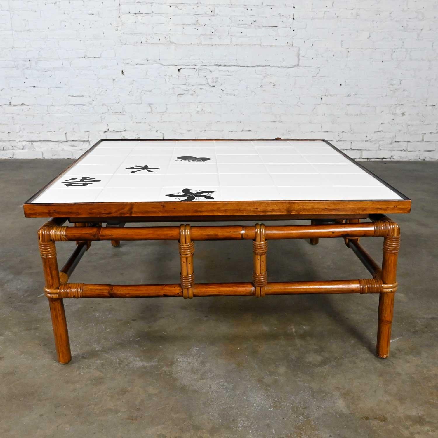 Rotin Table basse en rotin Campaign Ficks Reed Far Horizons avec plateau en toile par John Wisner en vente
