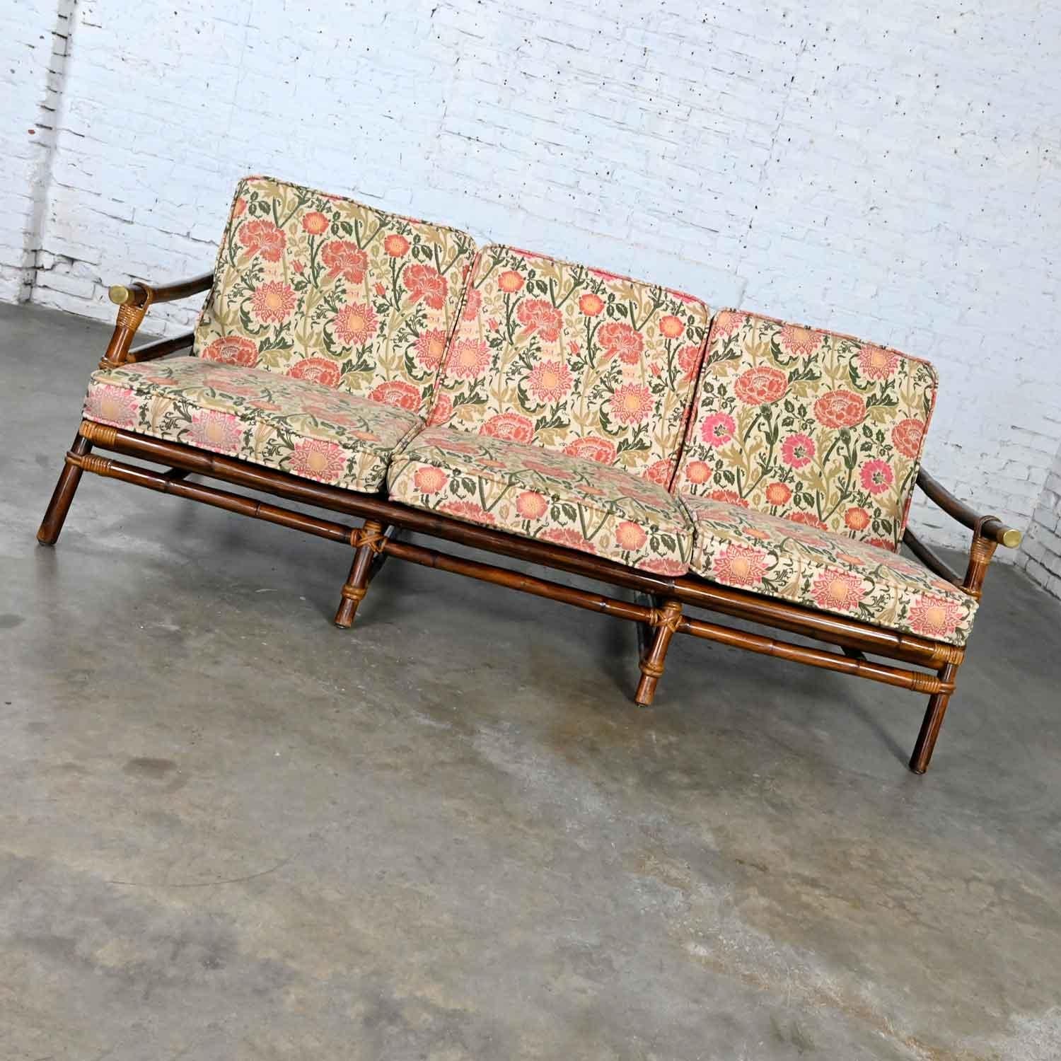 Rattan Campaign Style Ficks Reed Far Horizon Collection Sofa by John Wisner In Good Condition In Topeka, KS