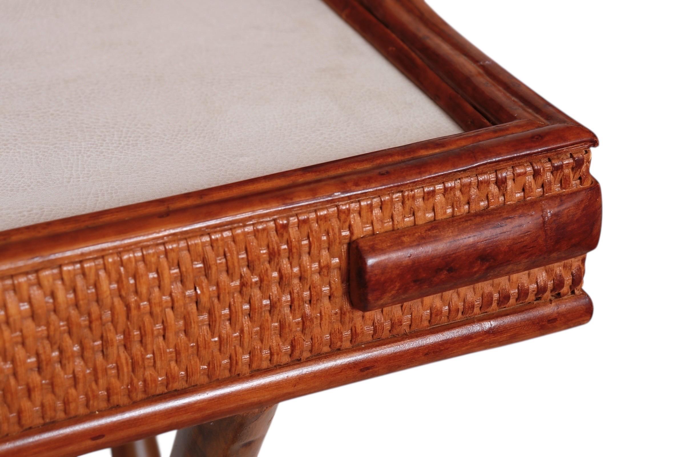 Scrivania in rattan Campaigner in vendita 3