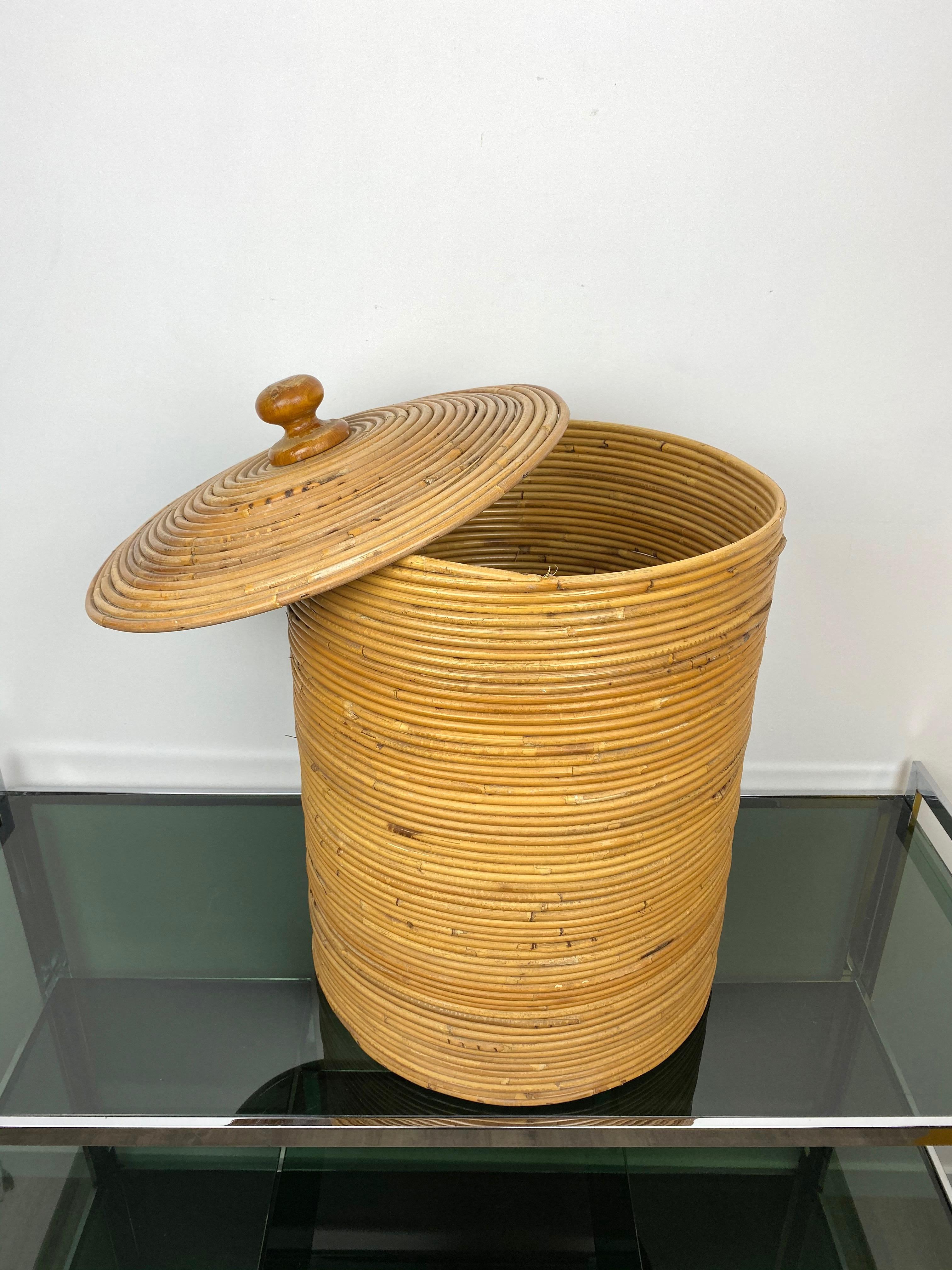 Rattan Cane Bamboo Basket, Italy, 1960s In Good Condition In Rome, IT