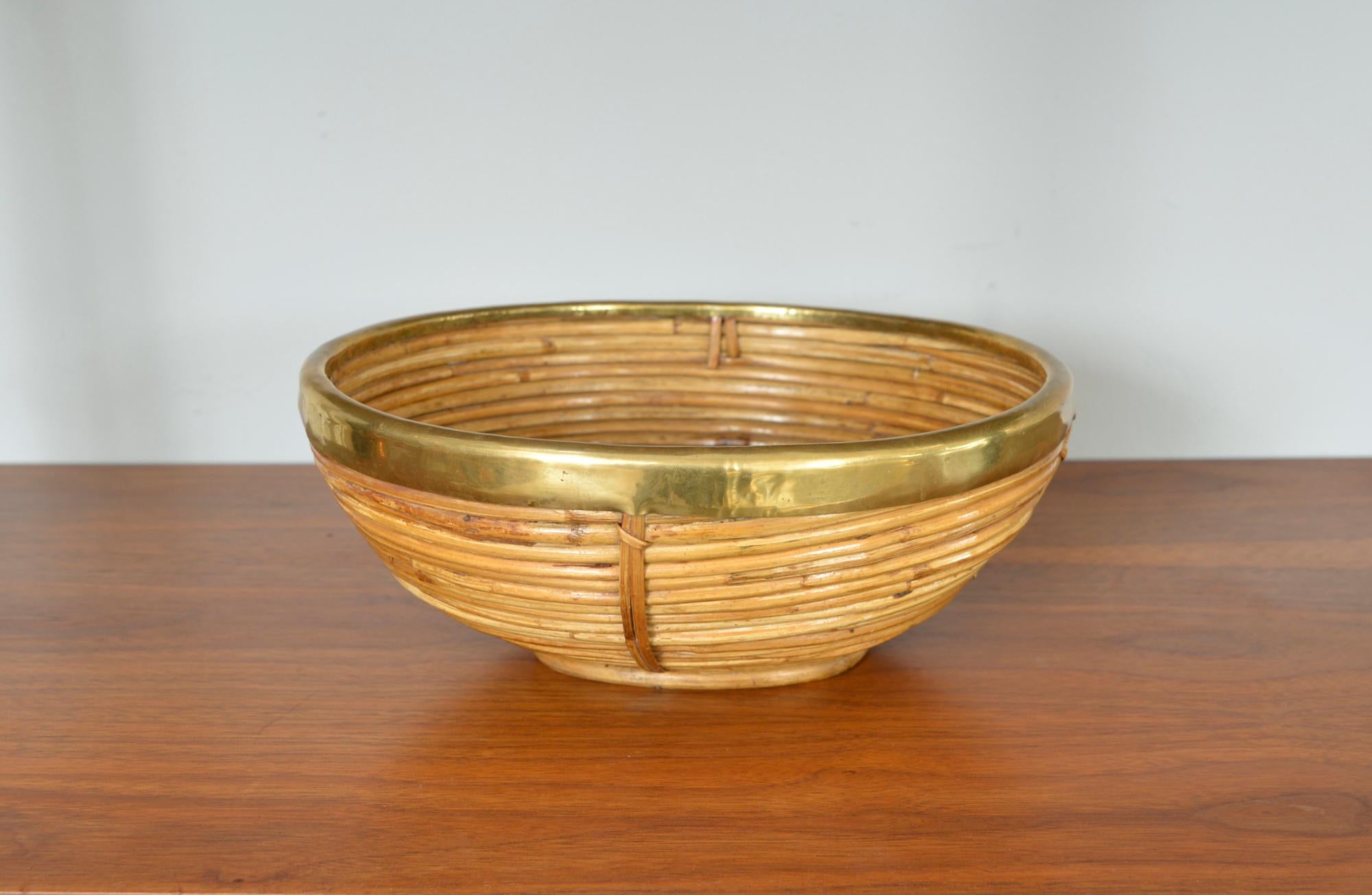 Mid-Century Modern 1970s Rattan Cane Brass Basket Centrepiece by Vivai del Sud Italy For Sale