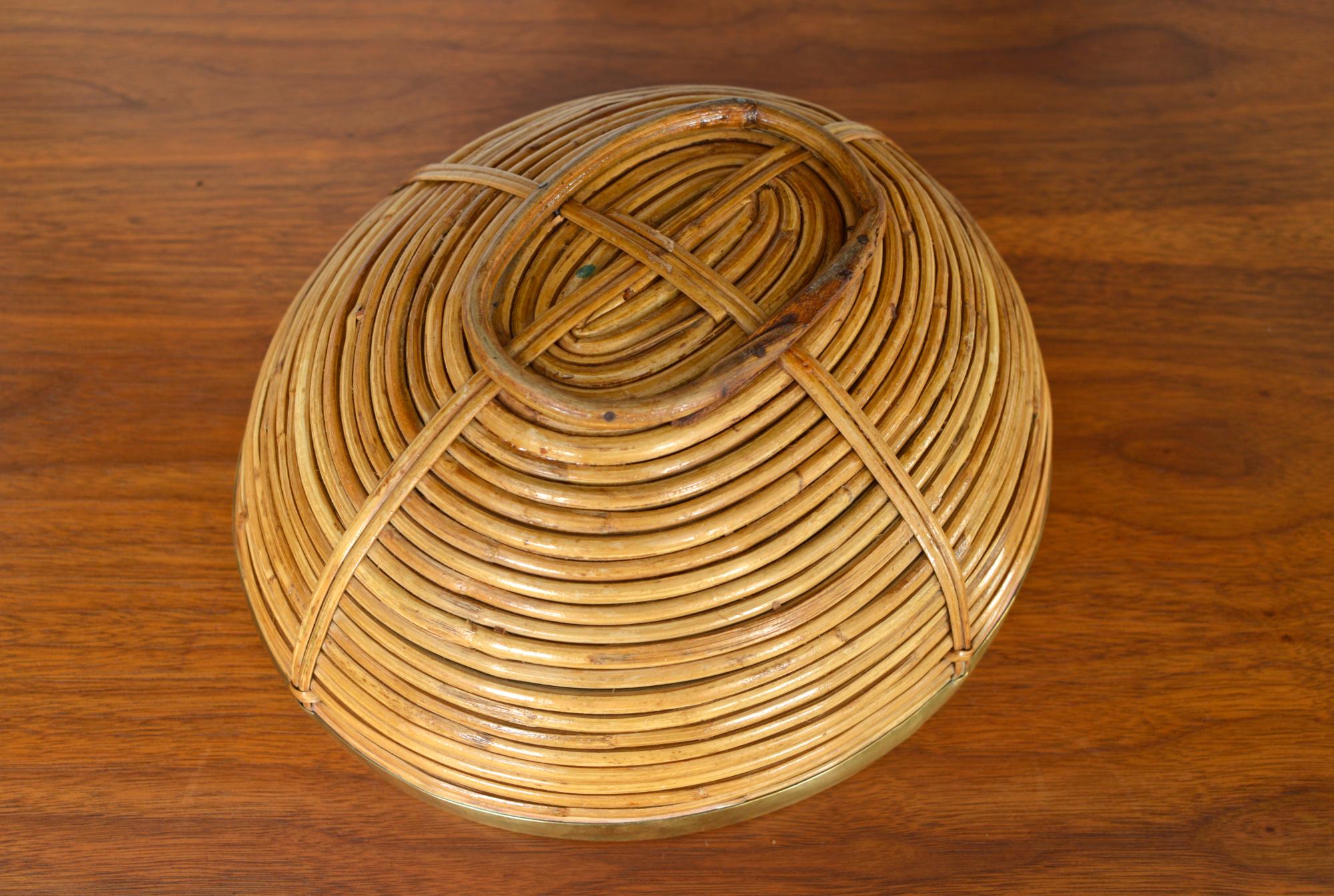 20th Century 1970s Rattan Cane Brass Basket Centrepiece by Vivai del Sud Italy For Sale