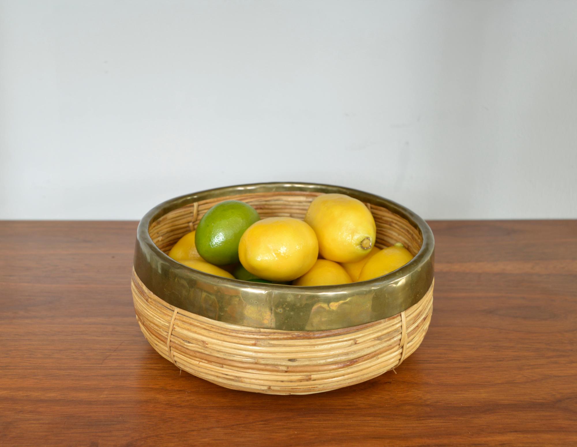 1970s Rattan Cane Brass Bowl Basket Centrepiece by Vivai del Sud Italy For Sale 5