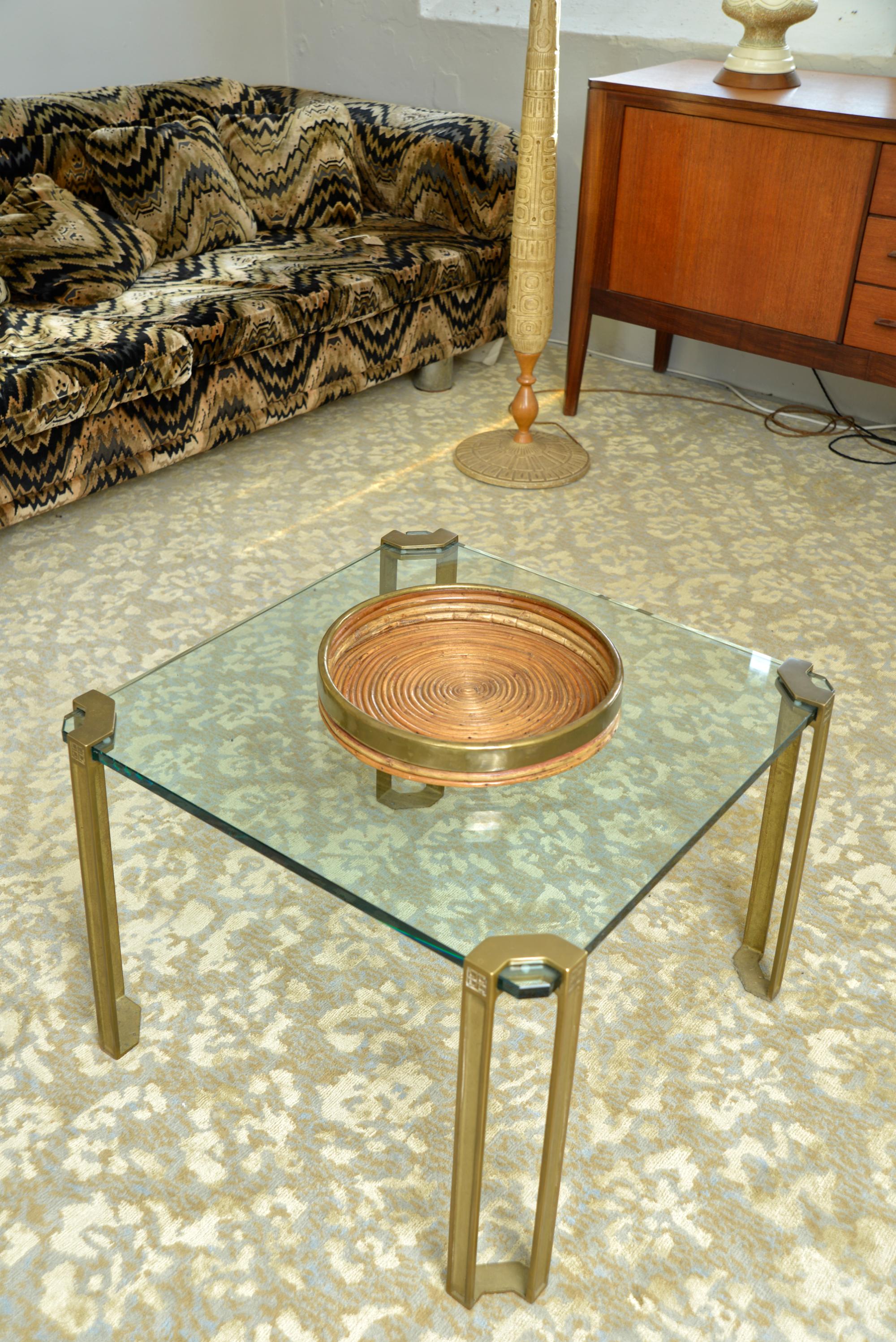 Italian 1970s Rattan Cane Brass Tray Basket Centrepiece By Vivai del Sud Italy For Sale