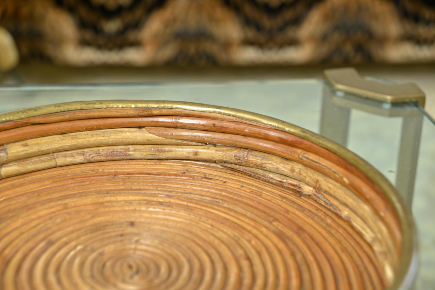 1970s Rattan Cane Brass Tray Basket Centrepiece By Vivai del Sud Italy For Sale 2