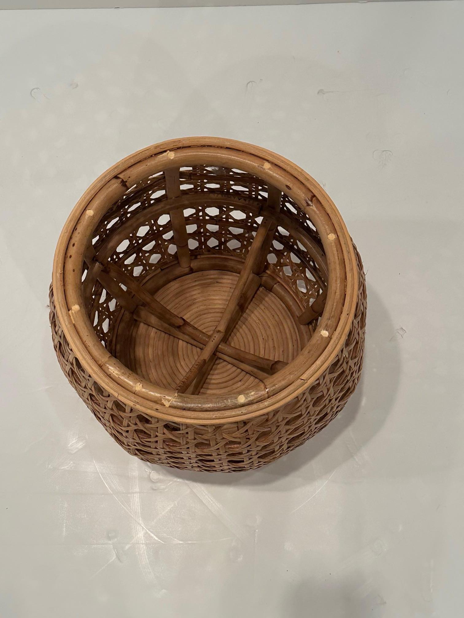 Filippino Tavolino da giardino in rattan e canne in vendita