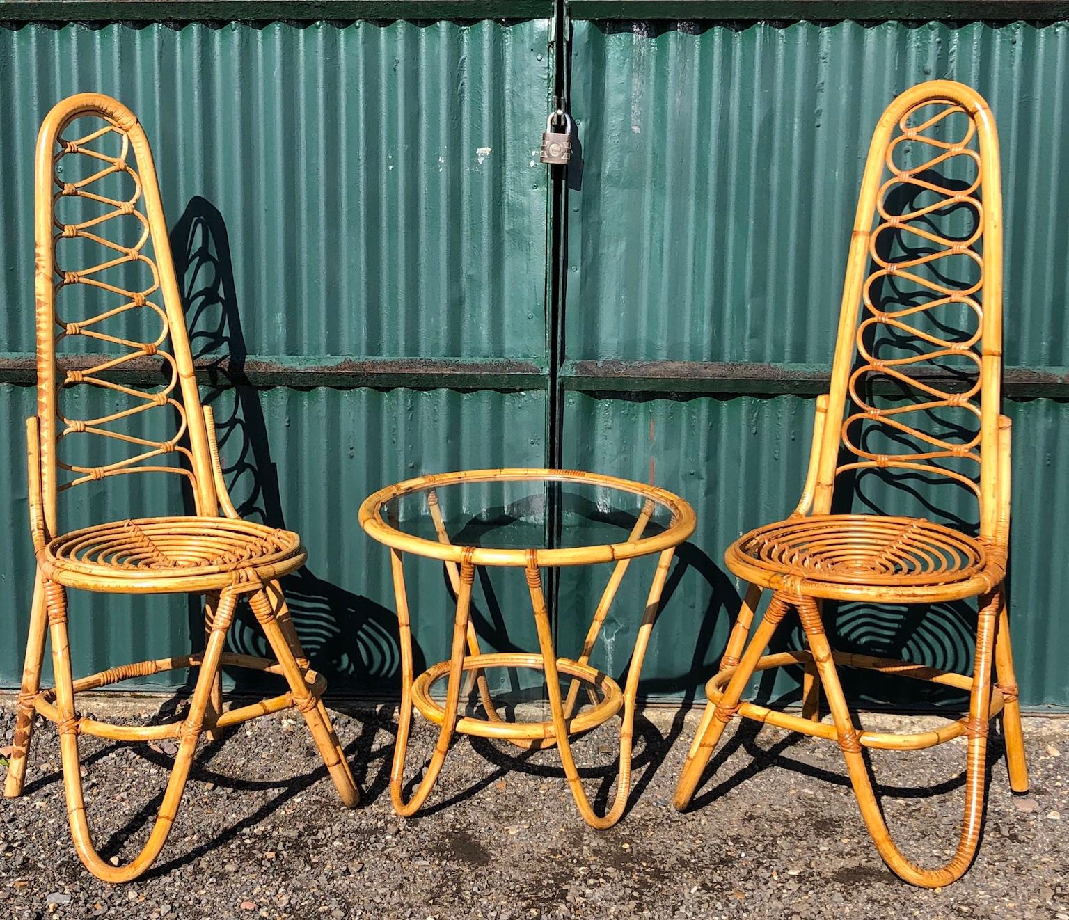 MCM Rattan Chairs and Table Set by Dirk Van Sliedrecht for Rohe Noordwolde, 1950 In Good Condition In Richmond, Surrey