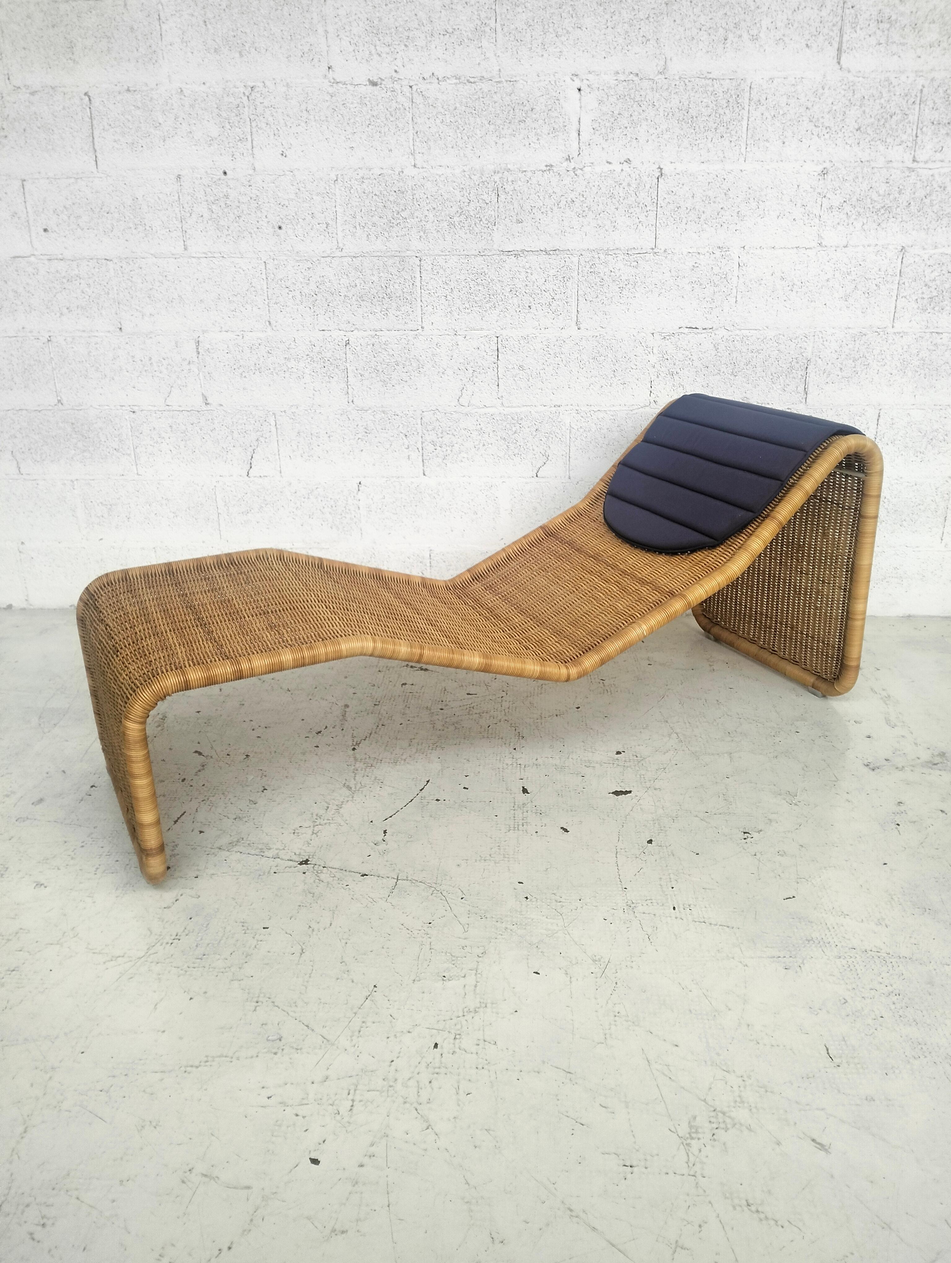 Milieu du XXe siècle Chaise longue en rotin modèle P3S par Tito Agnoli pour Bonacina années 60, 70 en vente