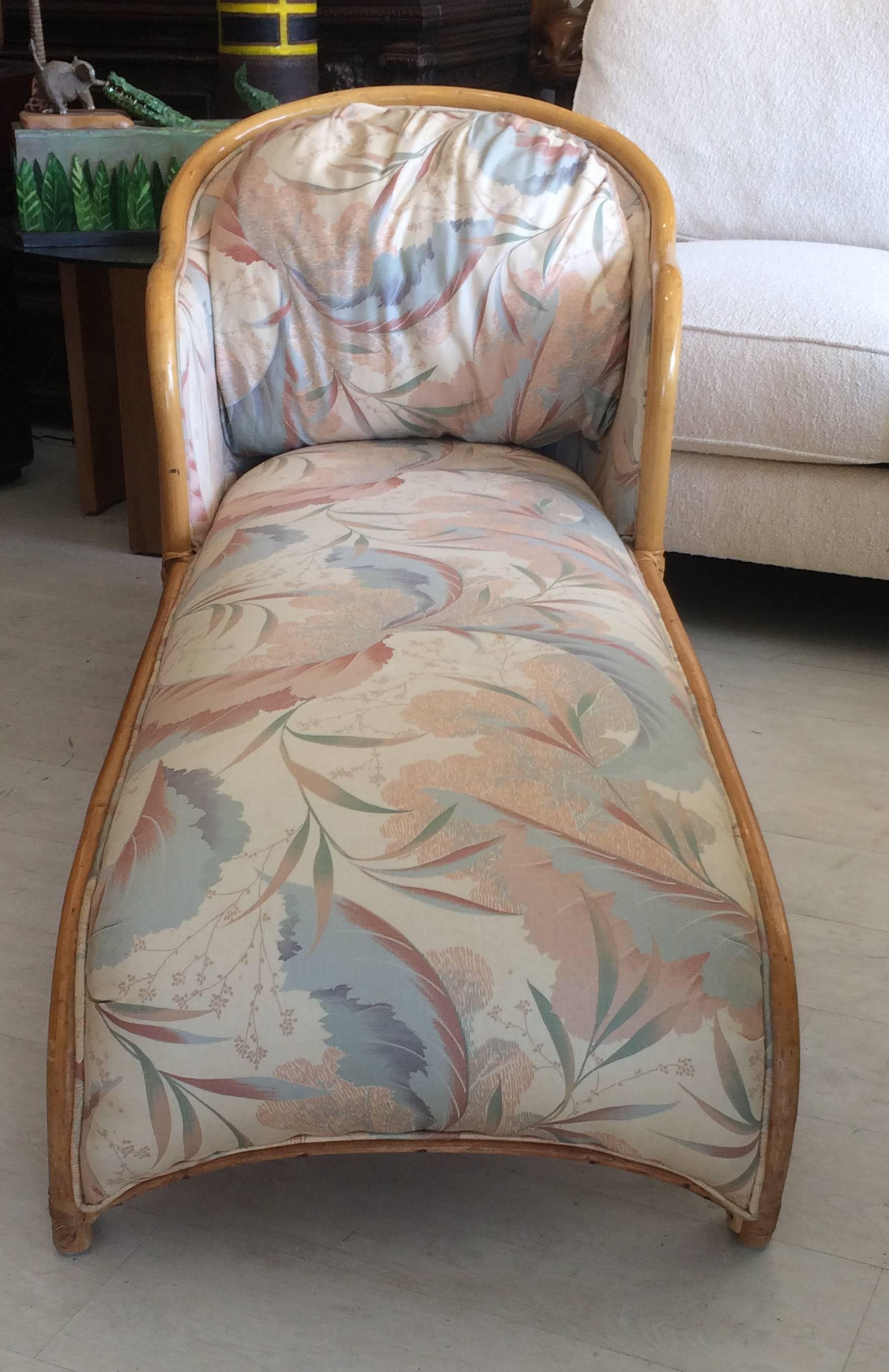 Rattan Chaise Longue, 1980s In Excellent Condition In West Palm Beach, FL