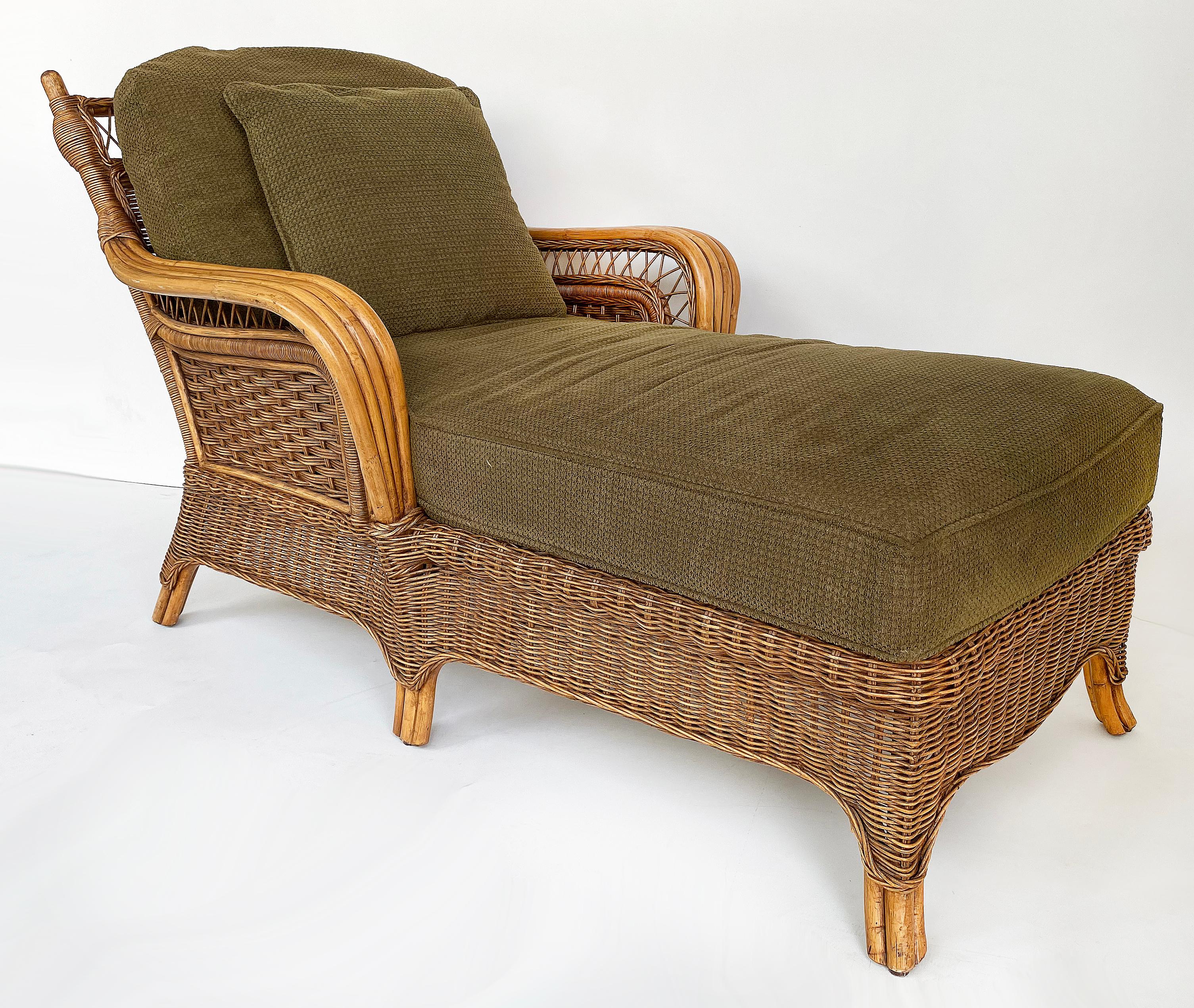 Rattan Chaise Lounge with Upholstered Seat by Braxton Culler, USA In Good Condition In Miami, FL
