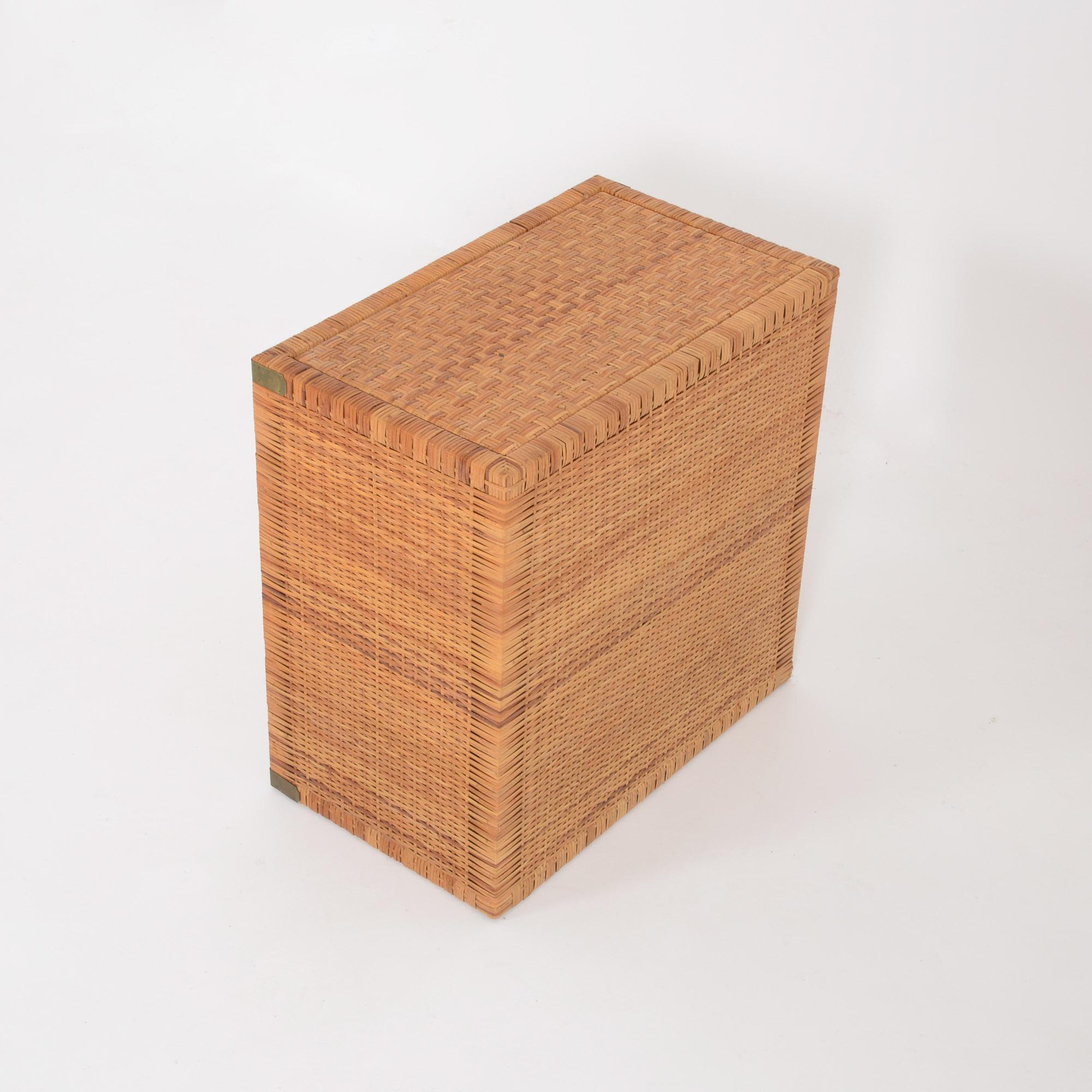 Rattan Chest of Drawers 4
