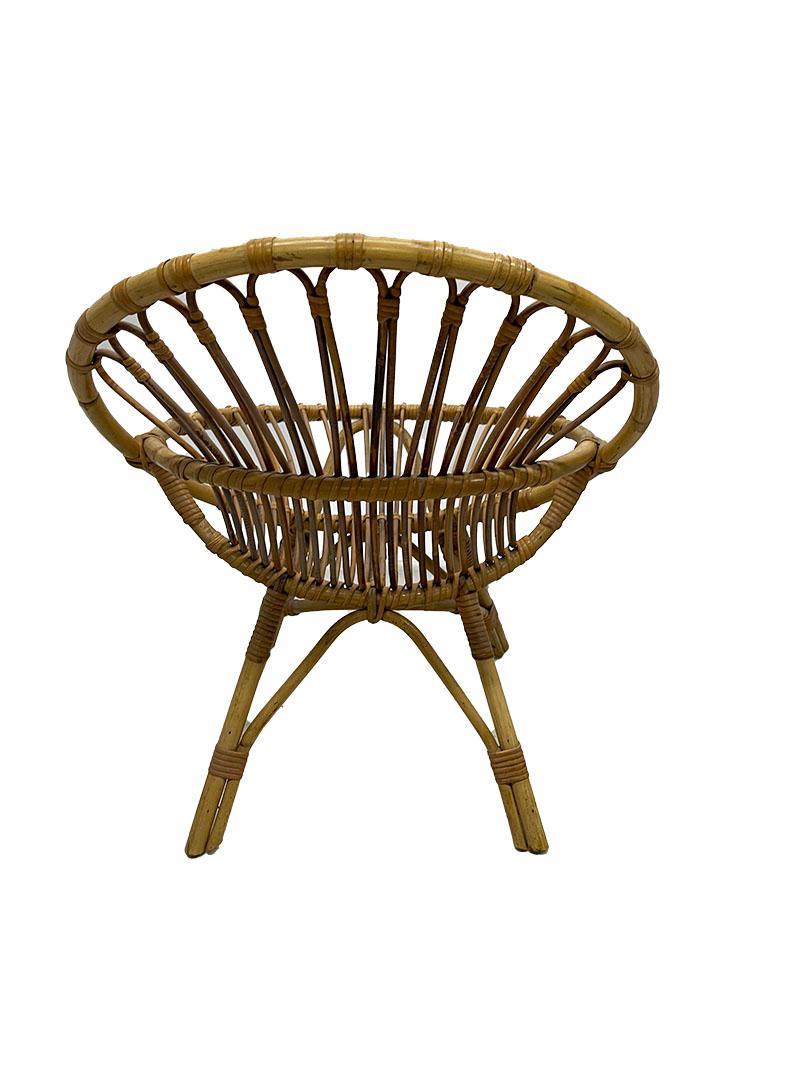 Rattan children's chair with bookshelf, 1960s For Sale 3