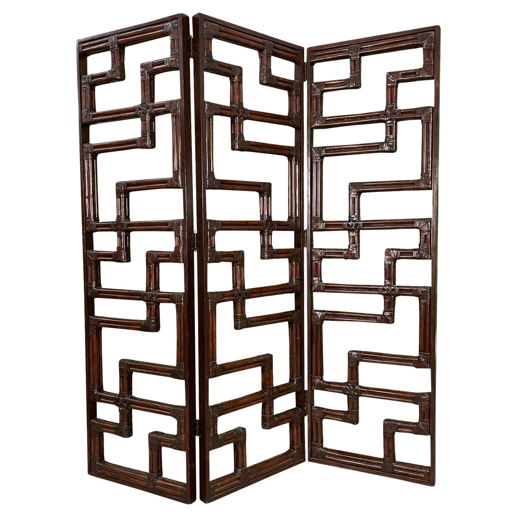 3 Panel Arched Wicker Woven and Rattan Folding Screen For Sale at 1stDibs