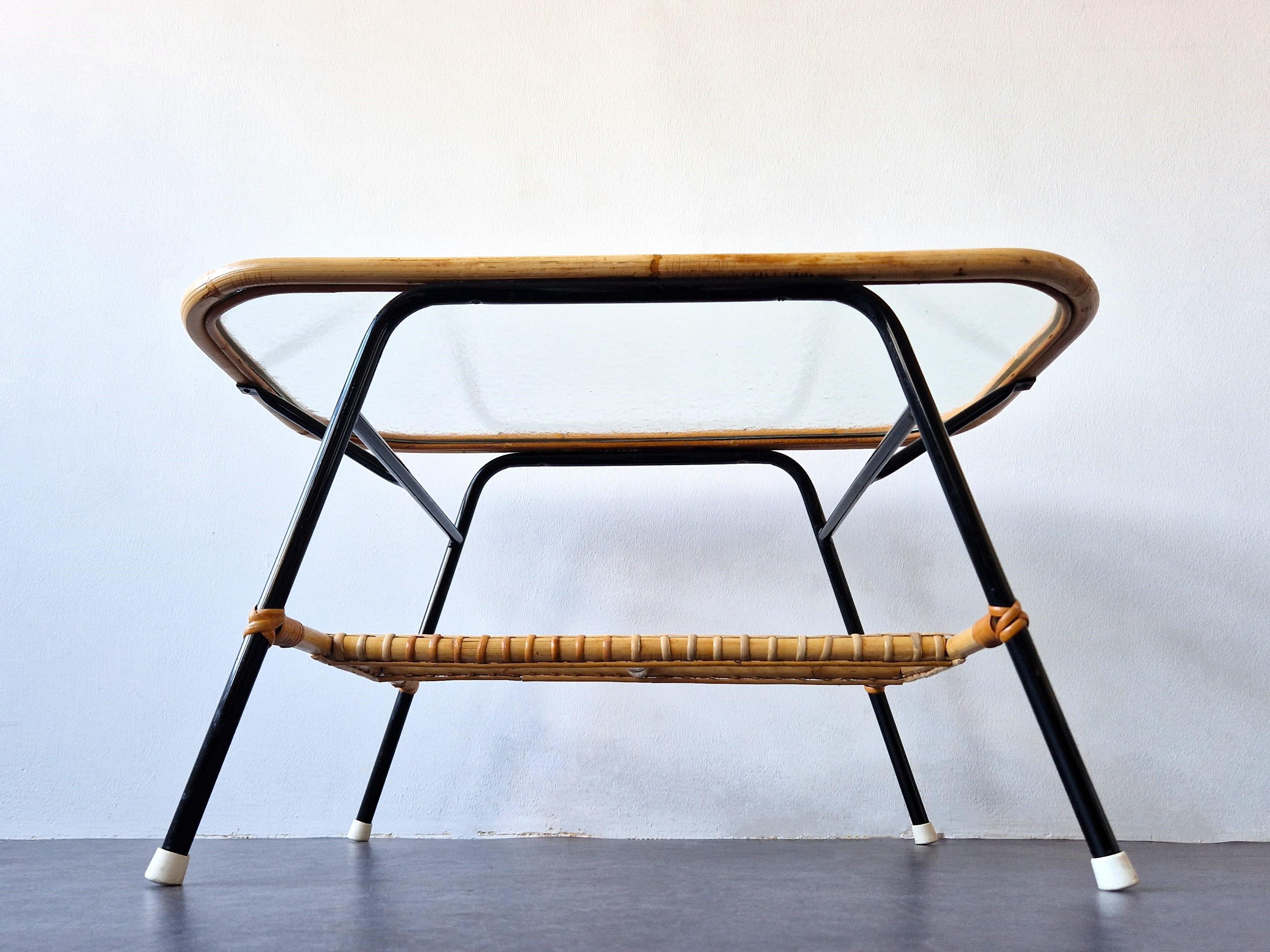 Rattan coffee table for Rohé Noordwolde, 1950's In Good Condition In Steenwijk, NL