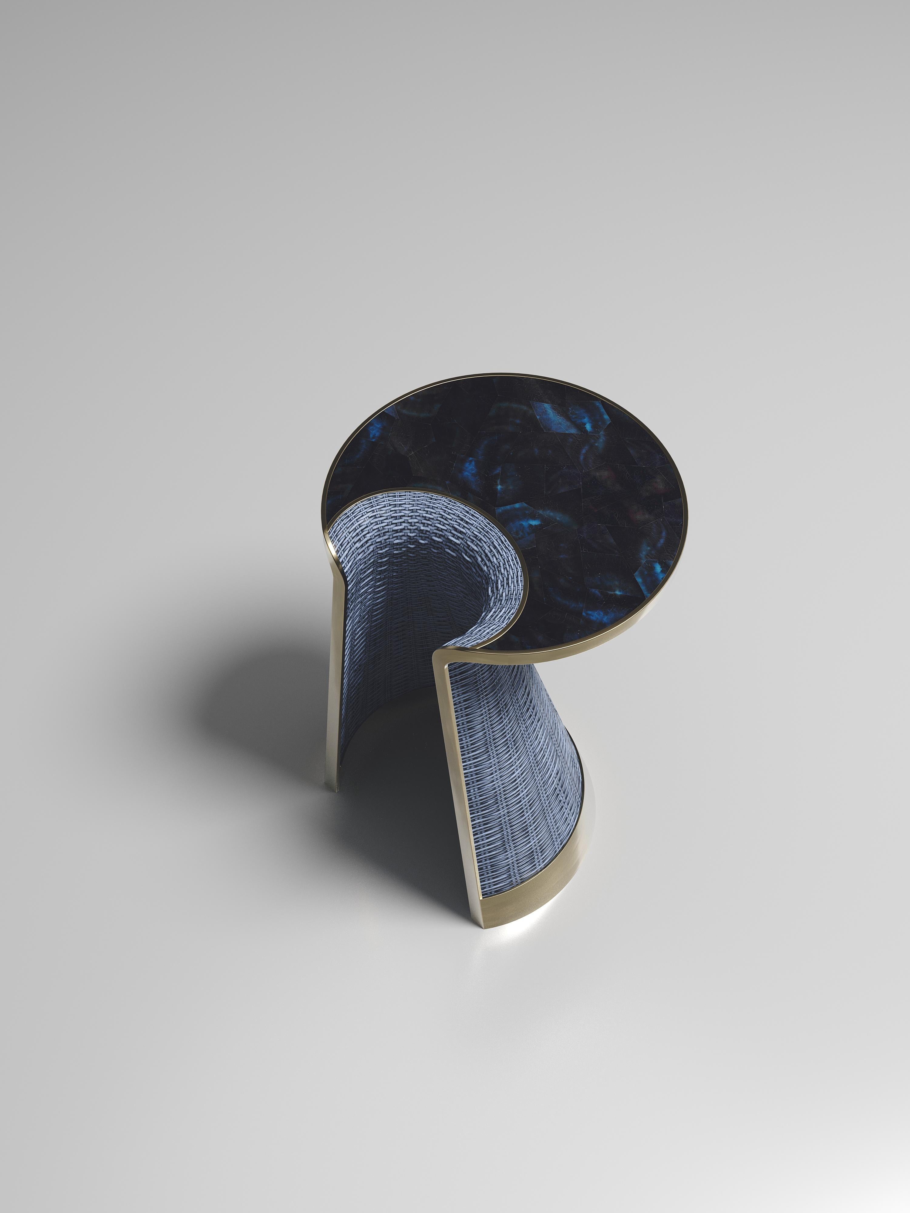 Table basse en rotin avec incrustation de parchemin et de laiton patiné par R&Y Augousti en vente 7