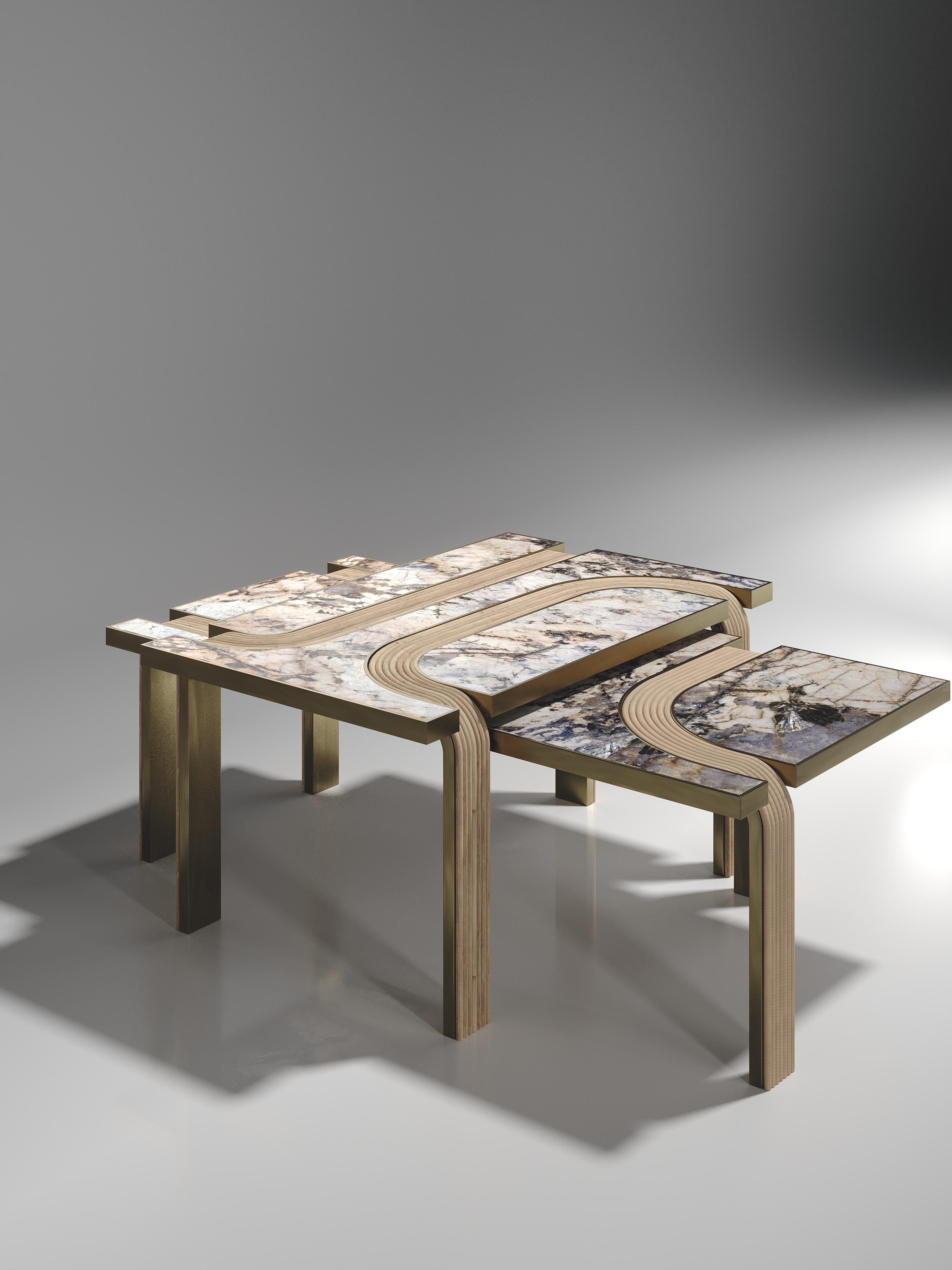 Table basse en rotin avec incrustation de parchemin et de laiton patiné par R&Y Augousti en vente 11