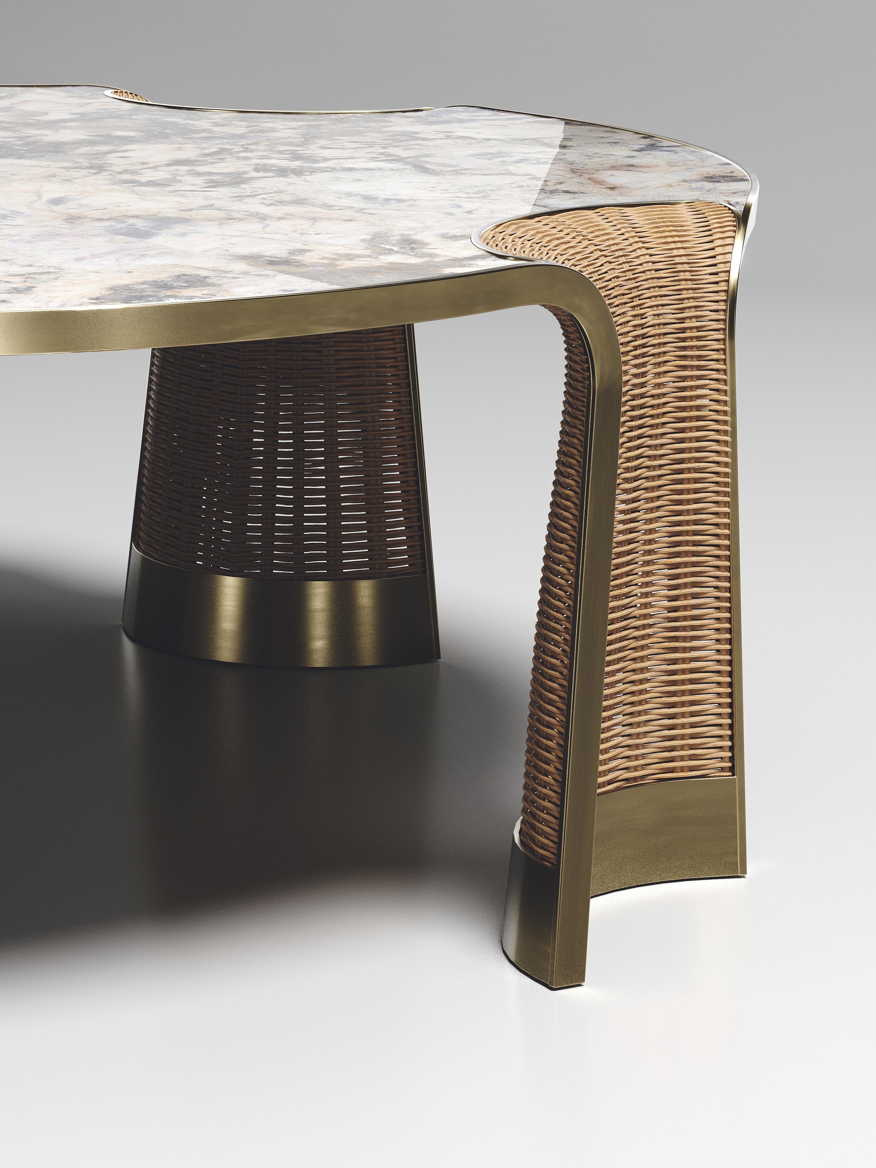Art déco Table basse en rotin avec incrustation en laiton Patagonia et bronze-Patina de R&Y Augousti en vente