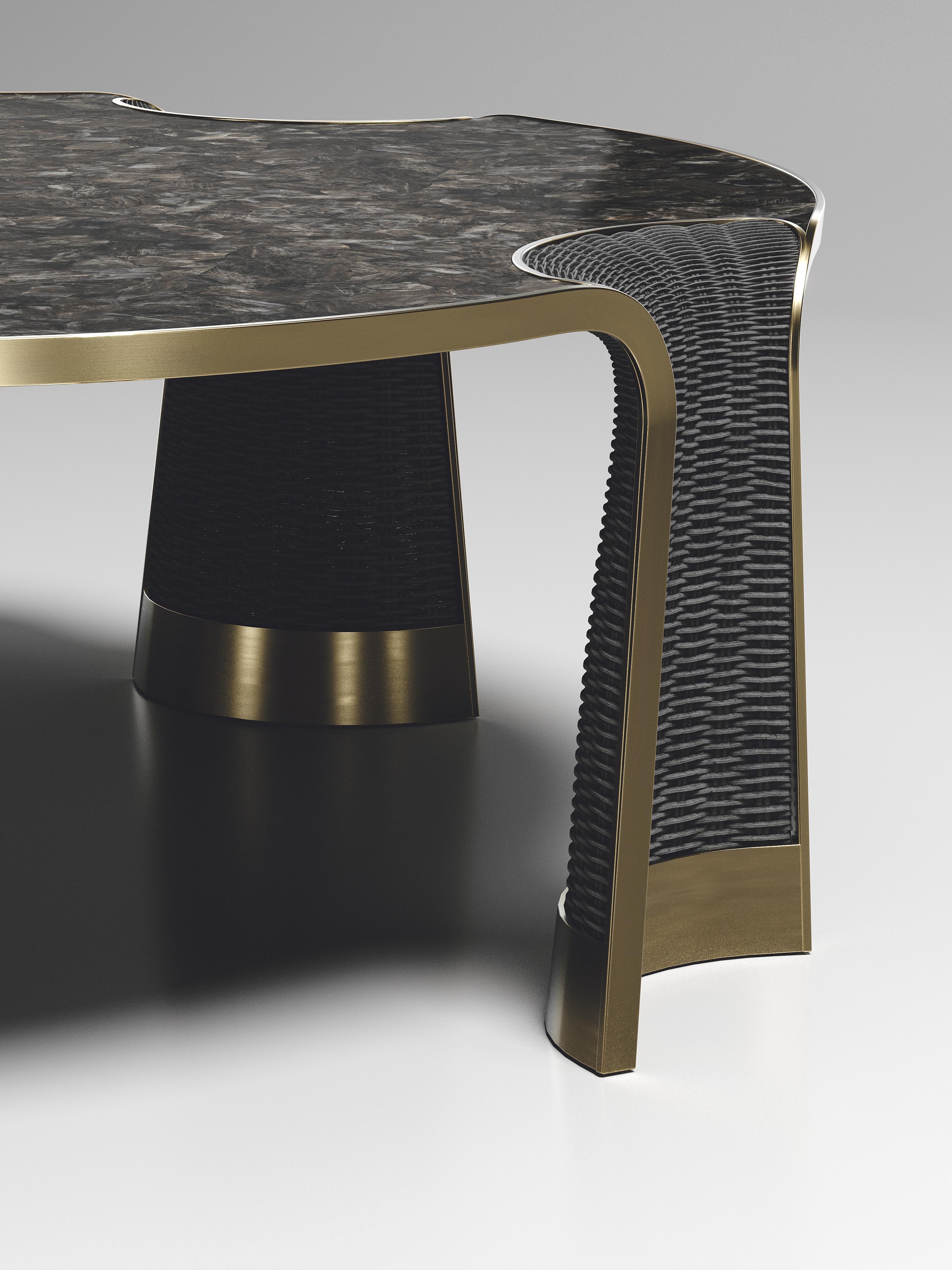 Fait main Table basse en rotin avec incrustation de quartz et de bronze-patina par R&Y Augousti en vente