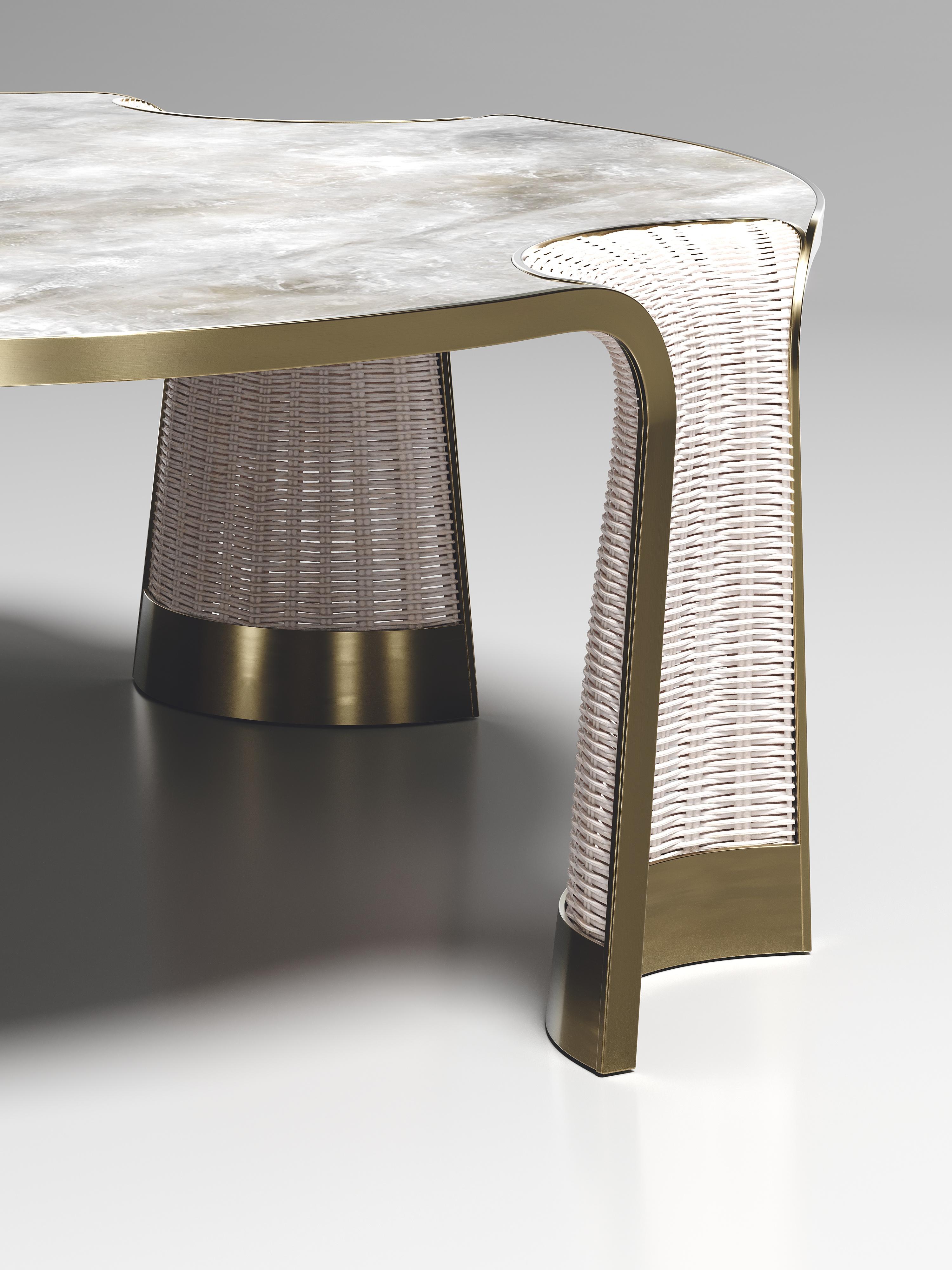 Fait main Table basse en rotin avec incrustation de quartz et de bronze-patina par R&Y Augousti en vente