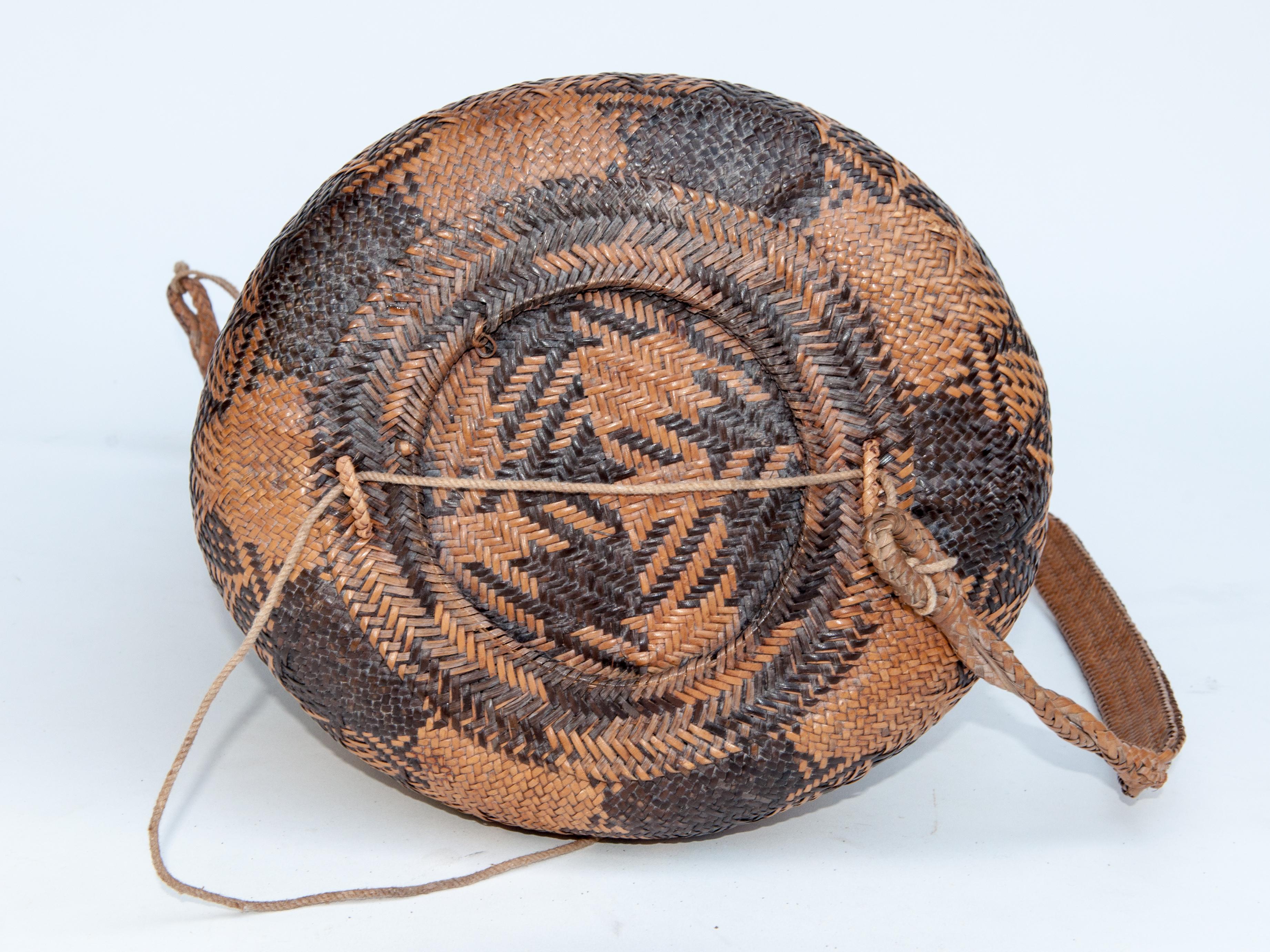 Rattan Drawstring Shoulder Bag Basket, Dayak of Borneo, Late 20th Century 1