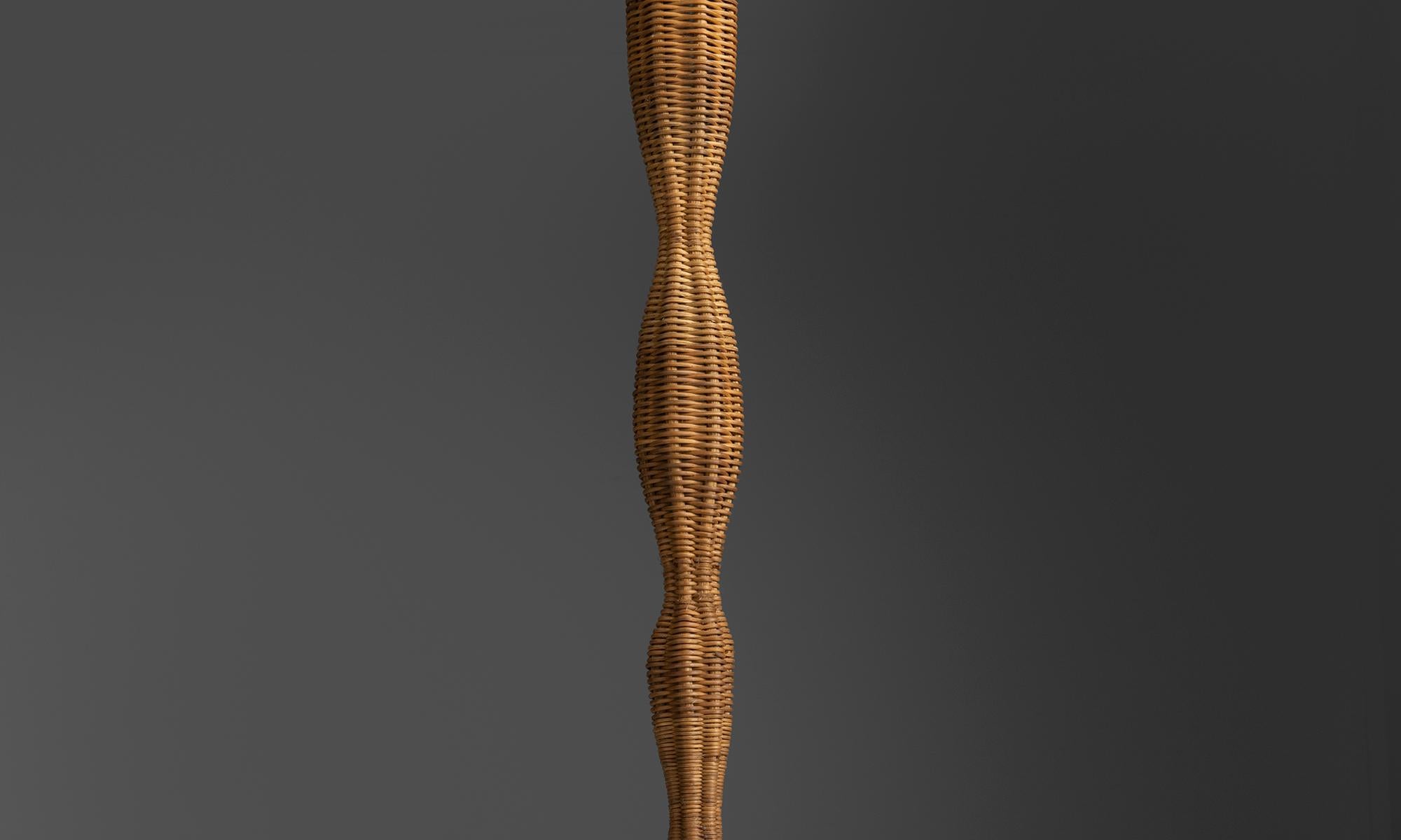 Rattan Floor Lamp, France 1960 In Good Condition For Sale In Culver City, CA