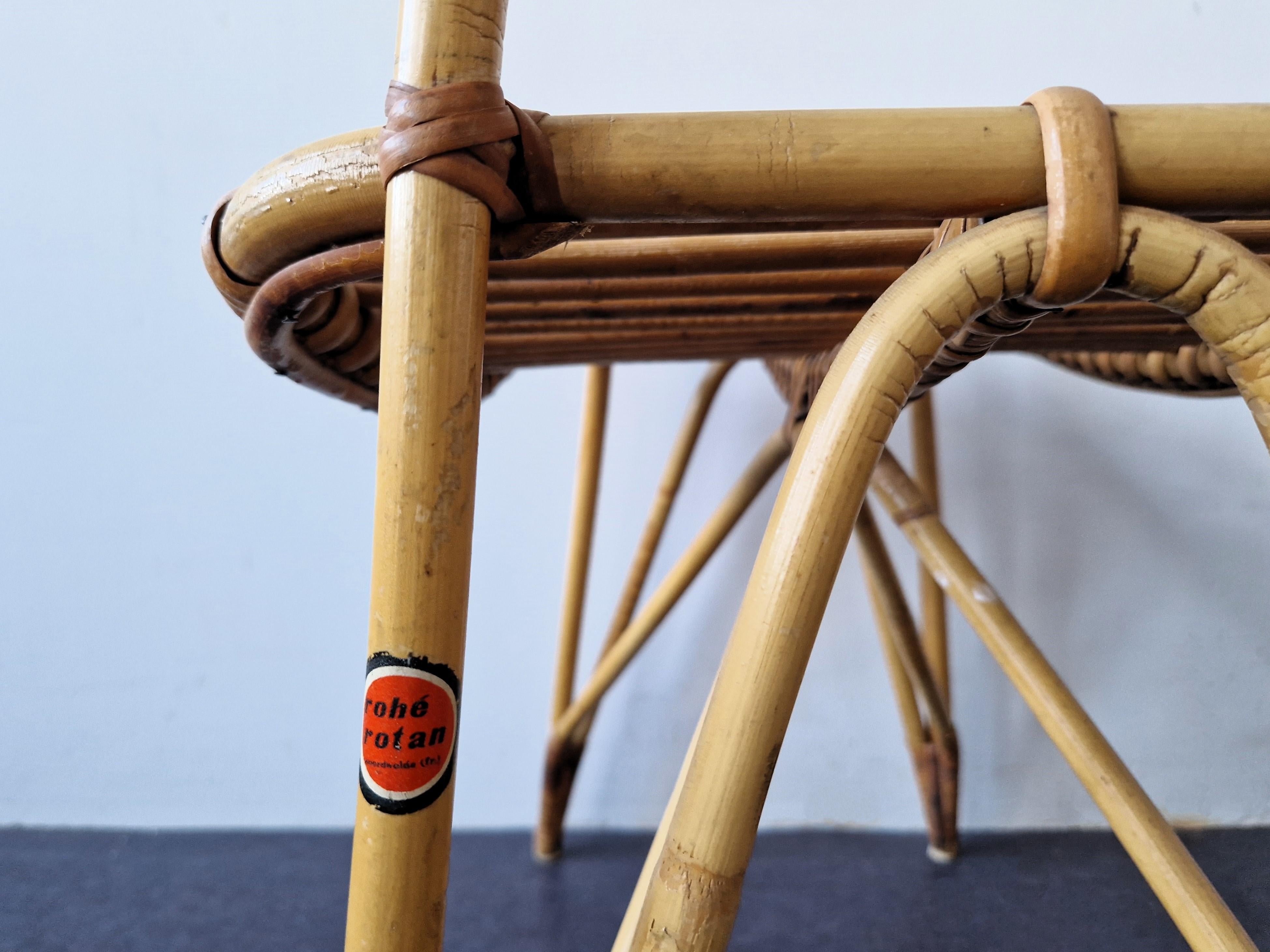 Rattan footstool for Rohé Noordwolde, The Netherlands 1960's In Good Condition For Sale In Steenwijk, NL