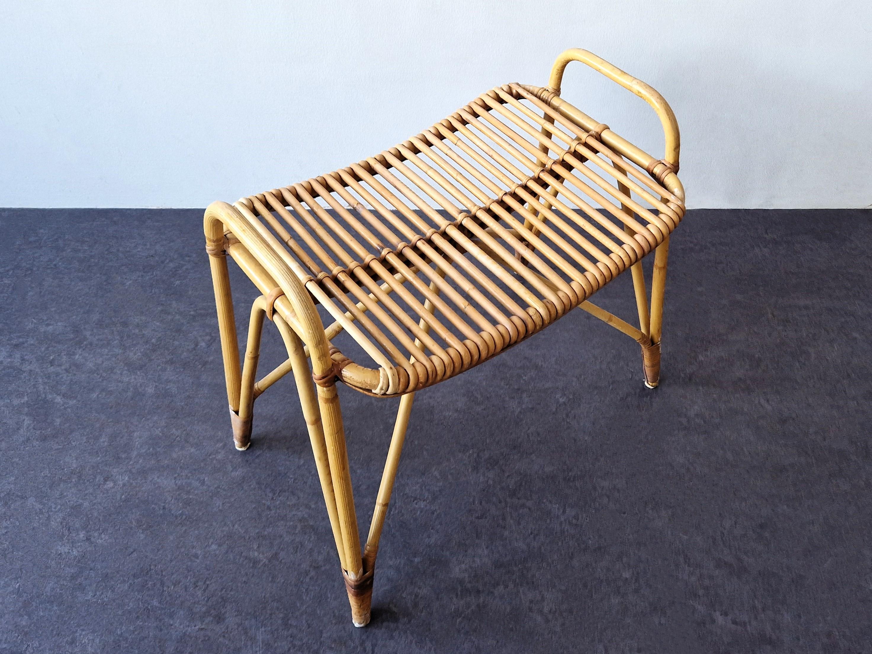 Rattan footstool for Rohé Noordwolde, The Netherlands 1960's For Sale 1