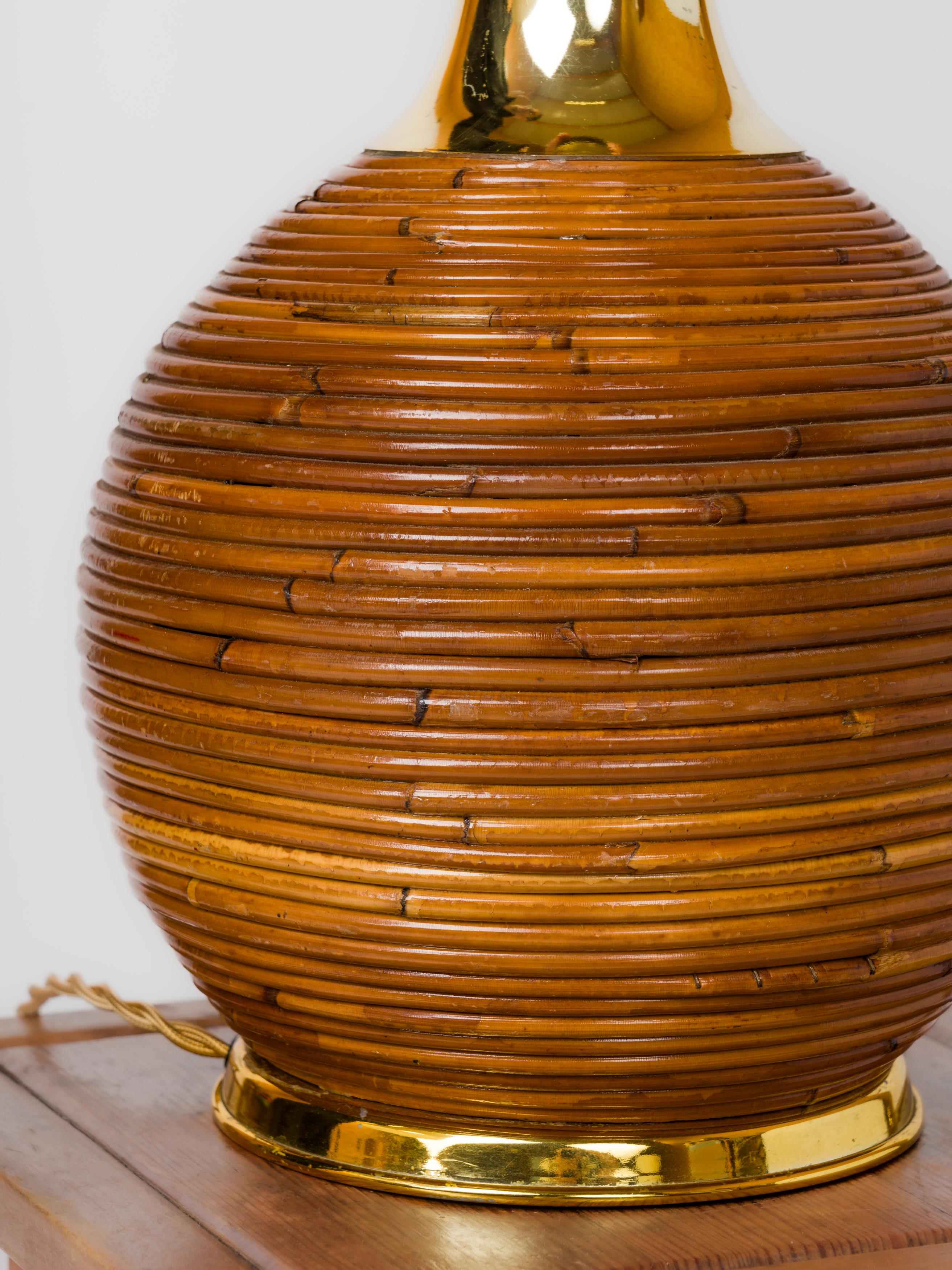 Italian Rattan & Gilt Metal Table Lamp - Italy 1980's For Sale