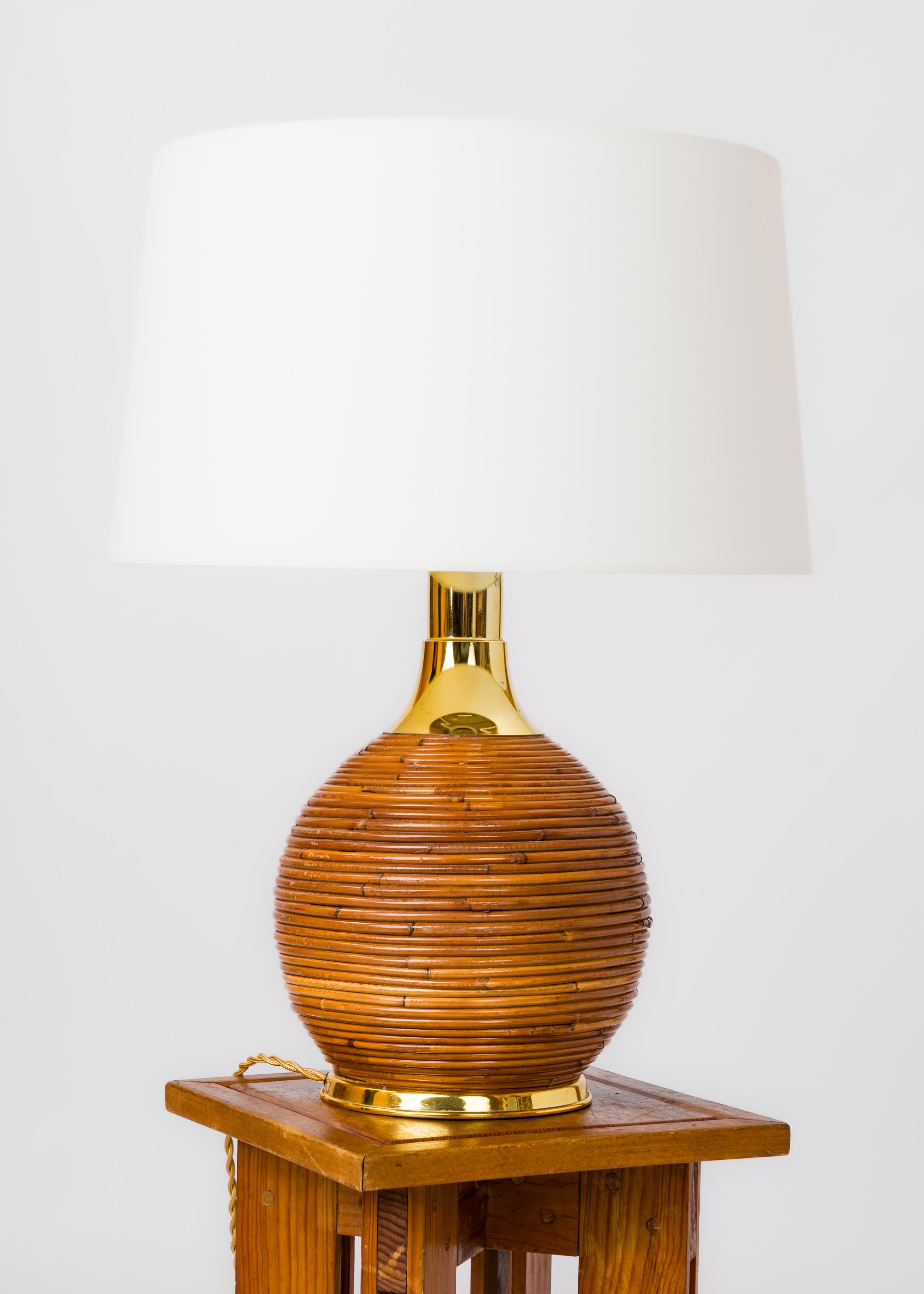 Late 20th Century Rattan & Gilt Metal Table Lamp - Italy 1980's For Sale