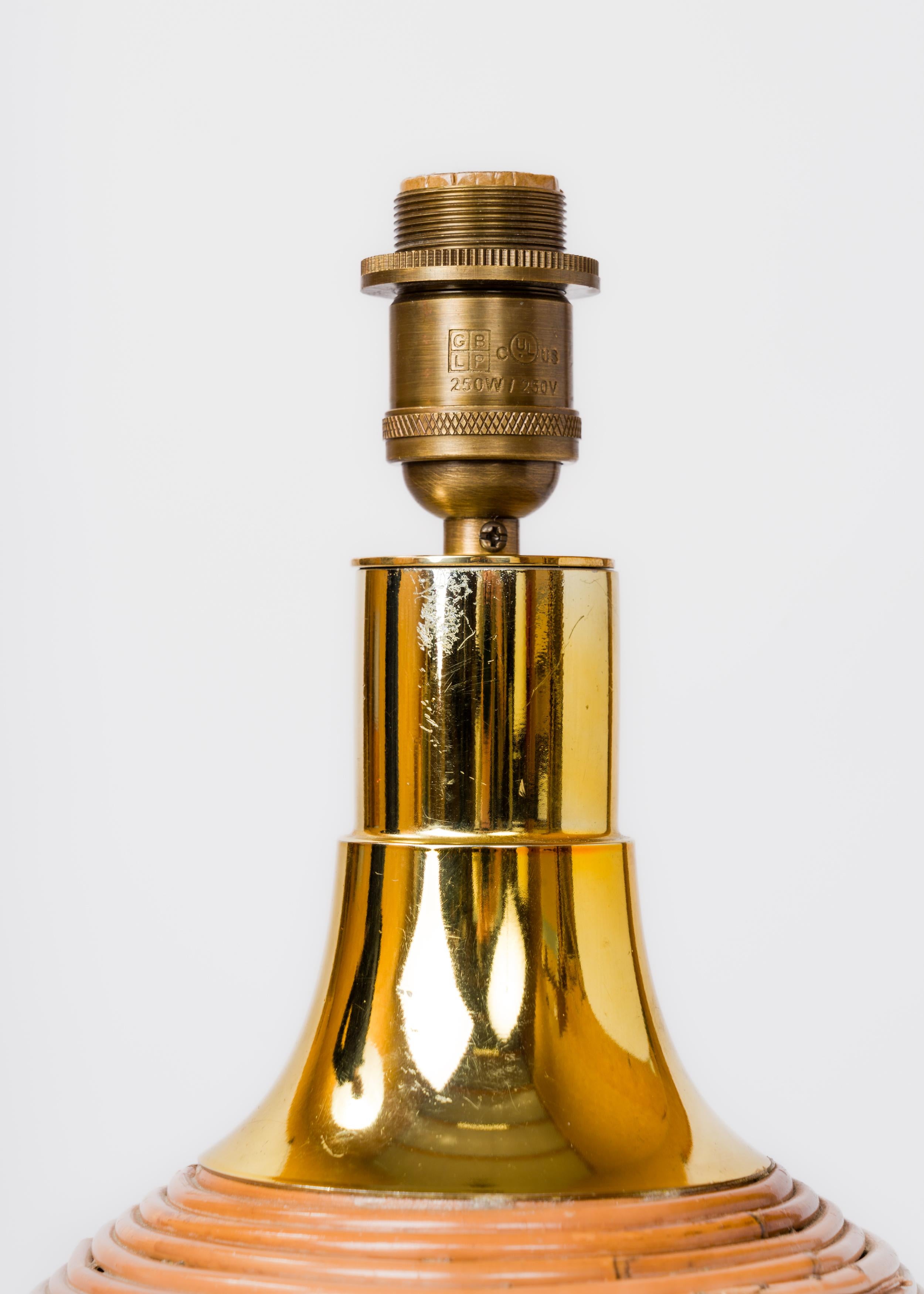 Rattan & Gilt Metal Table Lamp - Italy 1980's For Sale 1