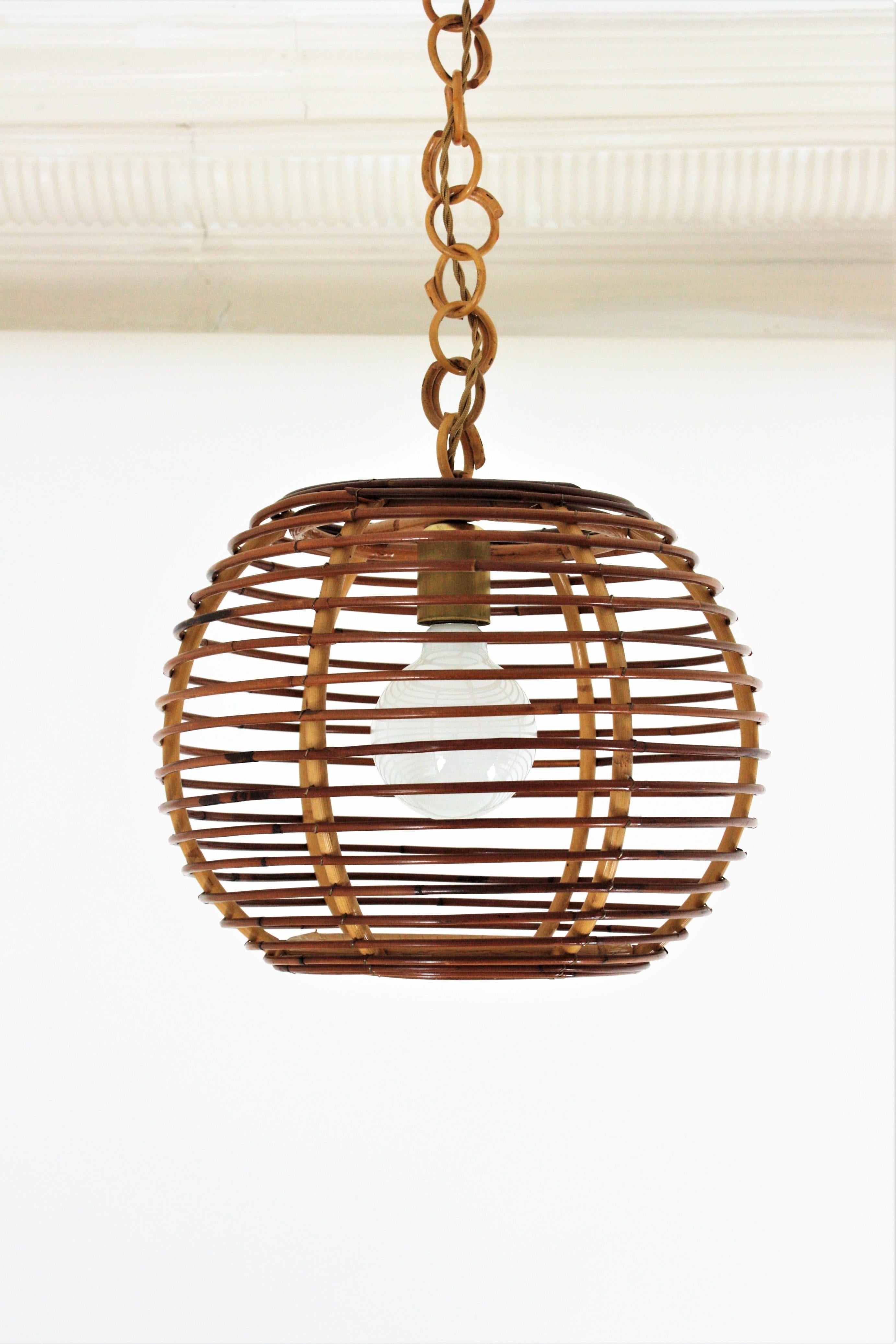 Mid-Century Modern Rattan Globe Pendant or Hanging Light, Spain, 1960s For Sale