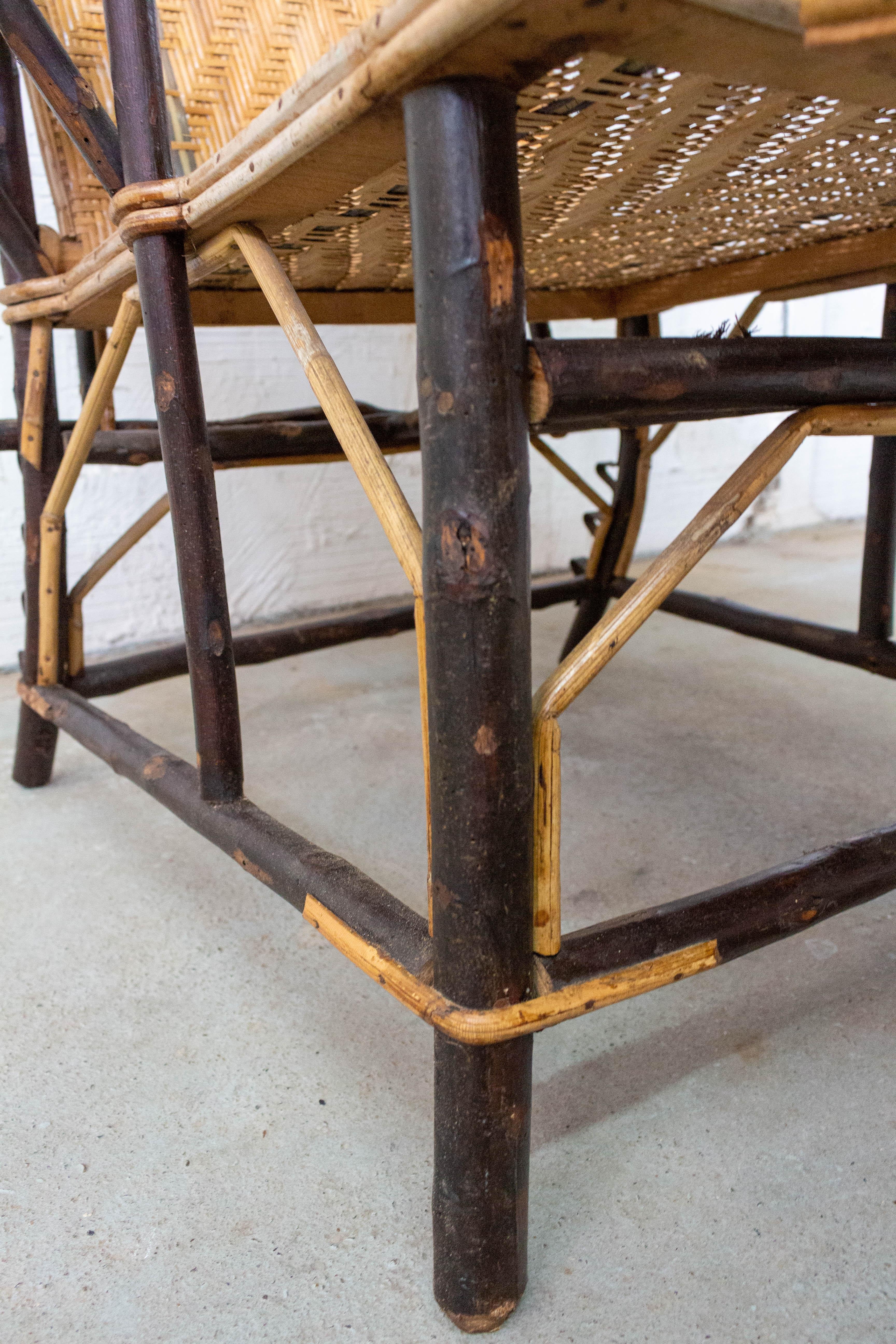 Wicker Rattan Green Stripe Folding Deck Chair Patio Lounger, Chaise Longue For Sale