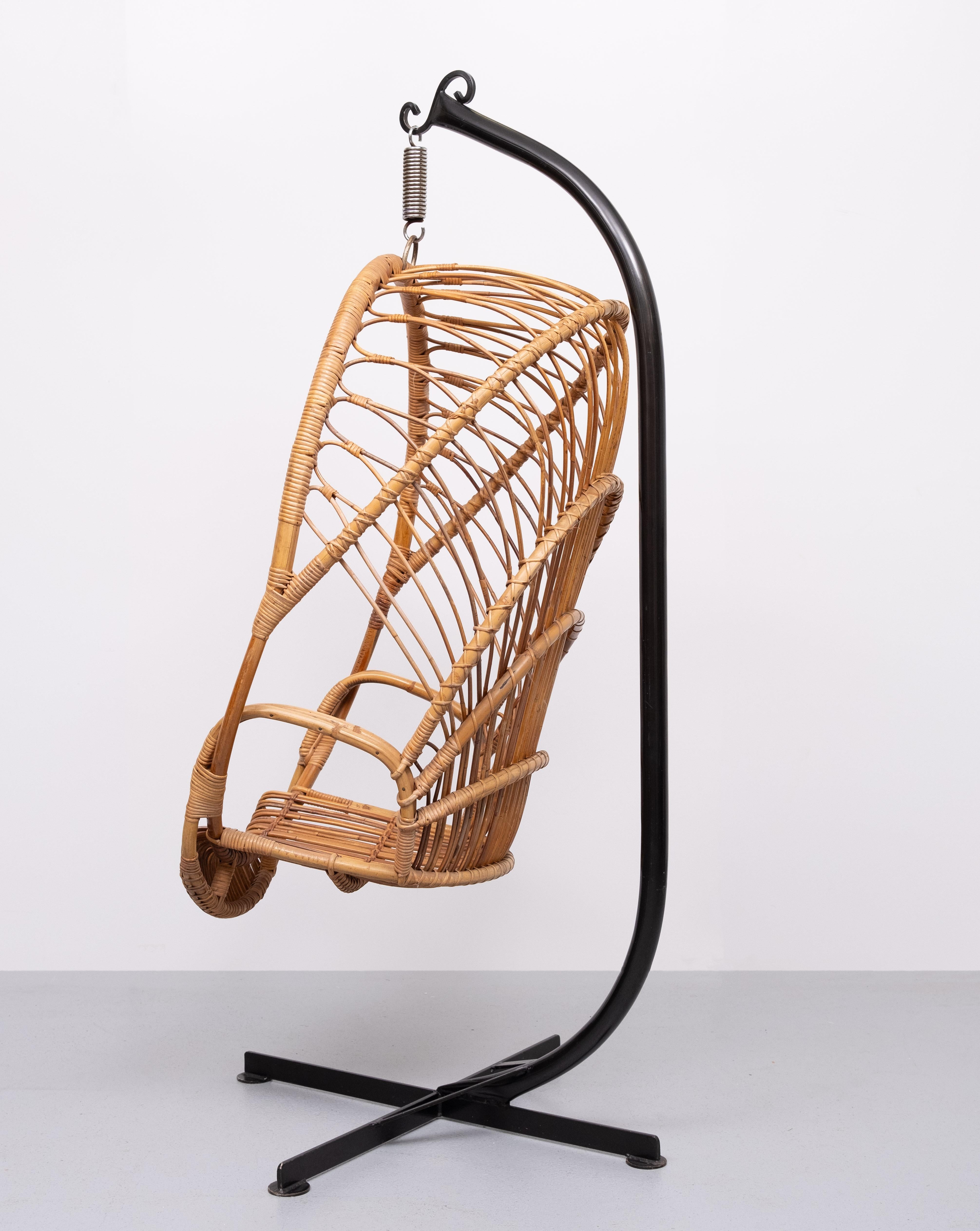 Rattan Hanging Chair by Rohe Noordwolde  Holland 1960s For Sale 2