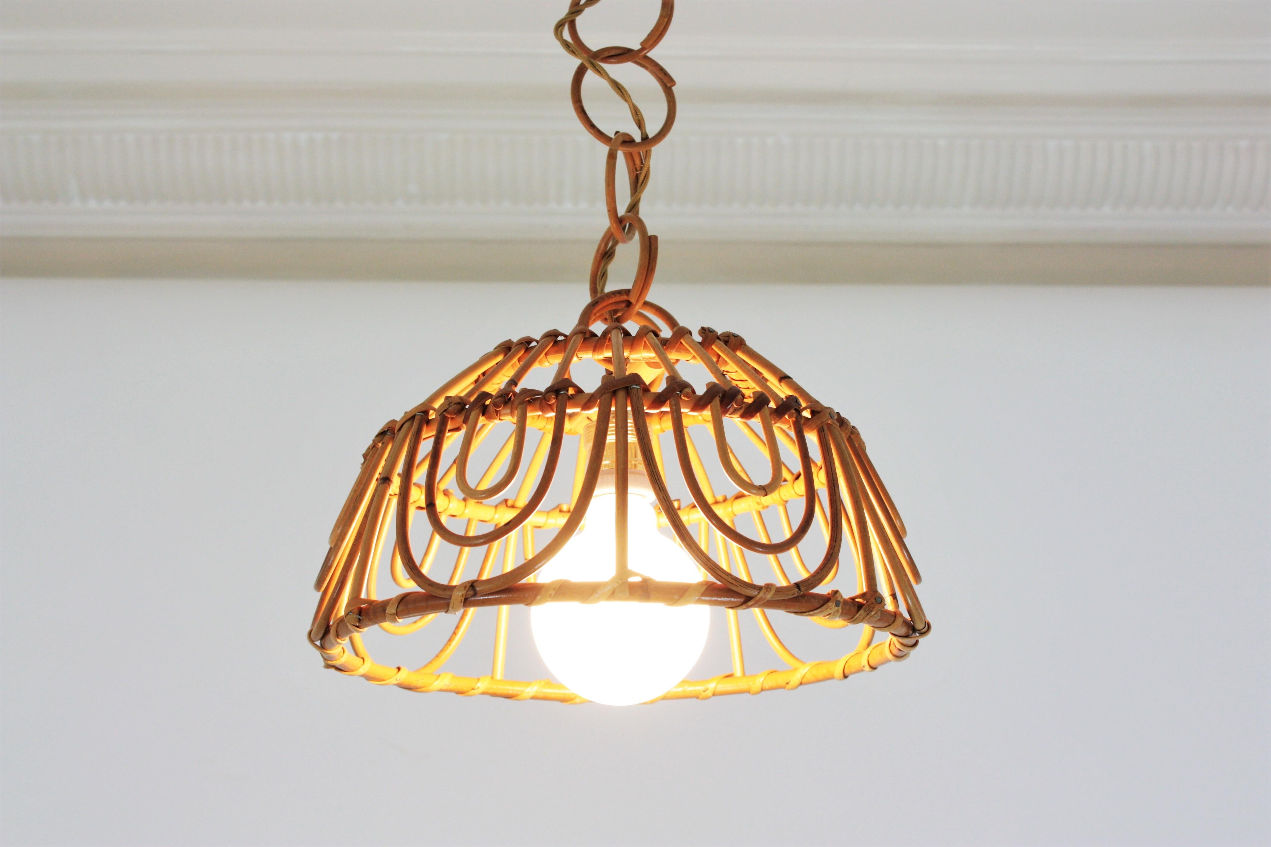 Rattan Italian Modernist Pendant Light or Lantern, 1960s In Good Condition In Barcelona, ES