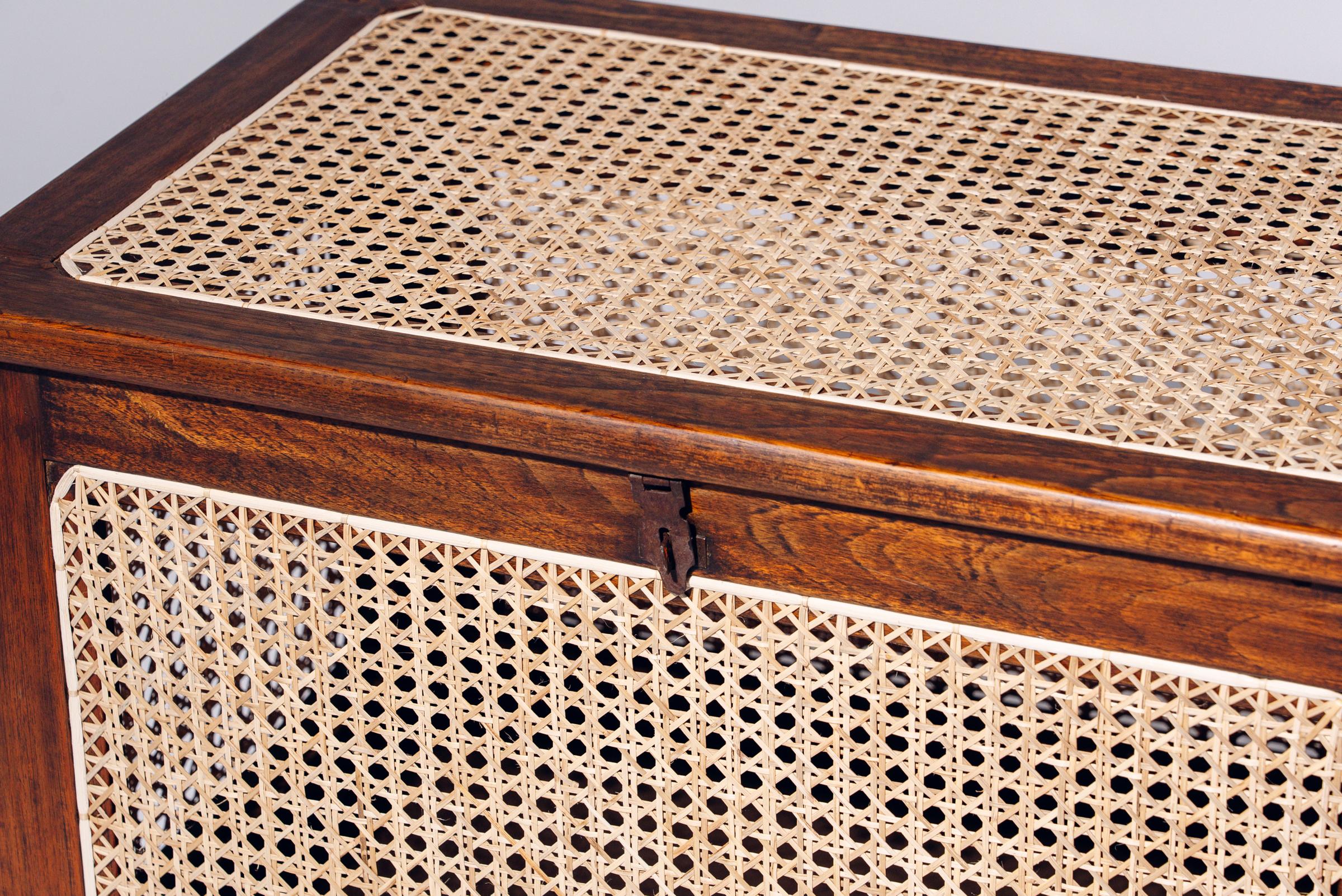 Mid-Century Modern Boîte à linge en rotin par Pierre Jeanneret pour Chandigarh, Inde, vers 1955-56 en vente