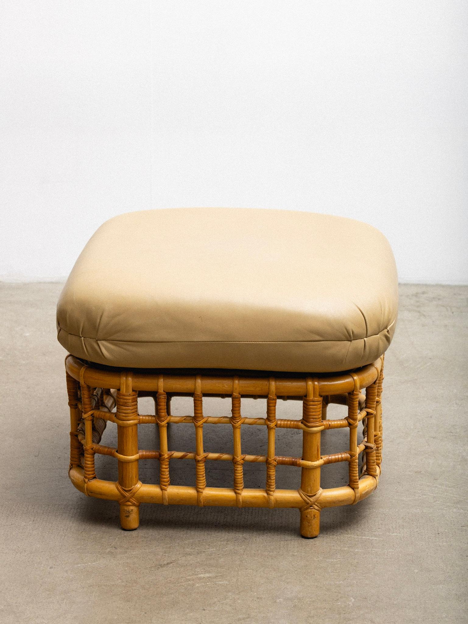 Chaise en rotin et cuir avec ottoman Attribué à Henry Olko en vente 4