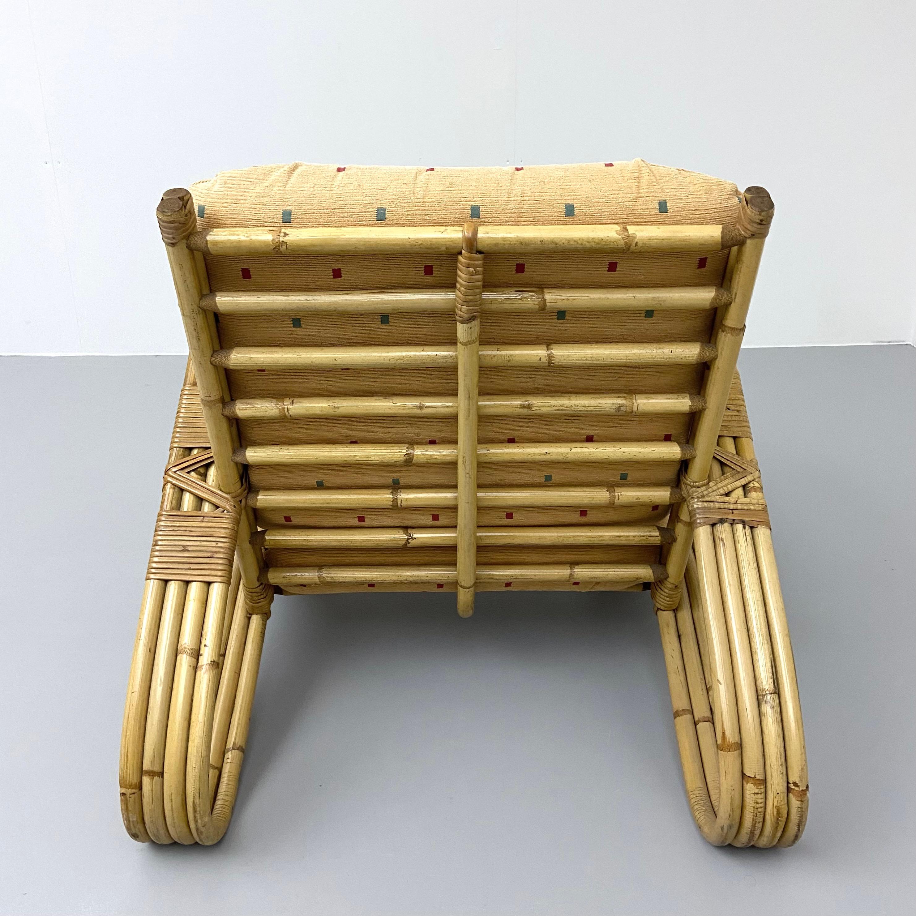 Rattan-Loung-Stuhl aus Bambus und Stoff, Frankreich, 1960er Jahre im Zustand „Gut“ im Angebot in Amsterdam, NL