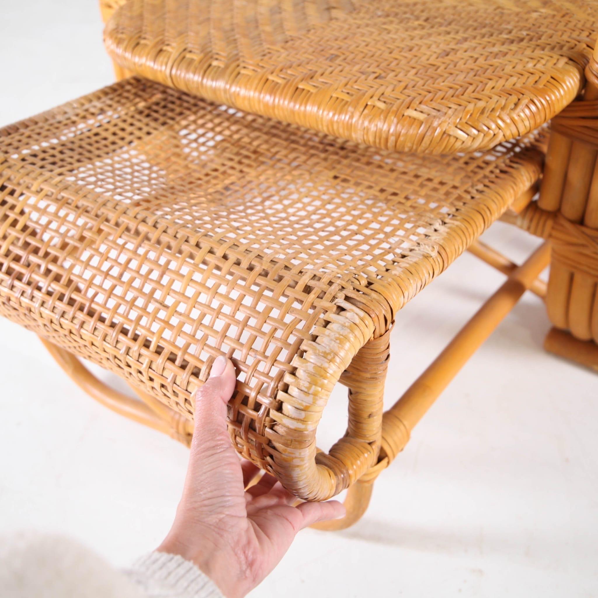 Rotin Chaise longue en rotin en vente
