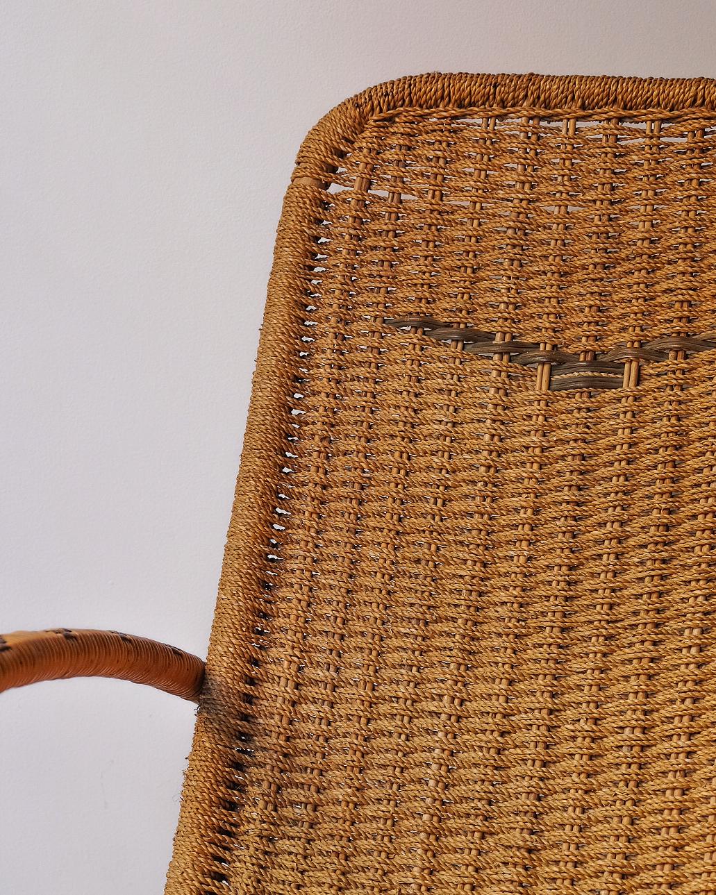Rattan Lounge Stuhl im Angebot 1