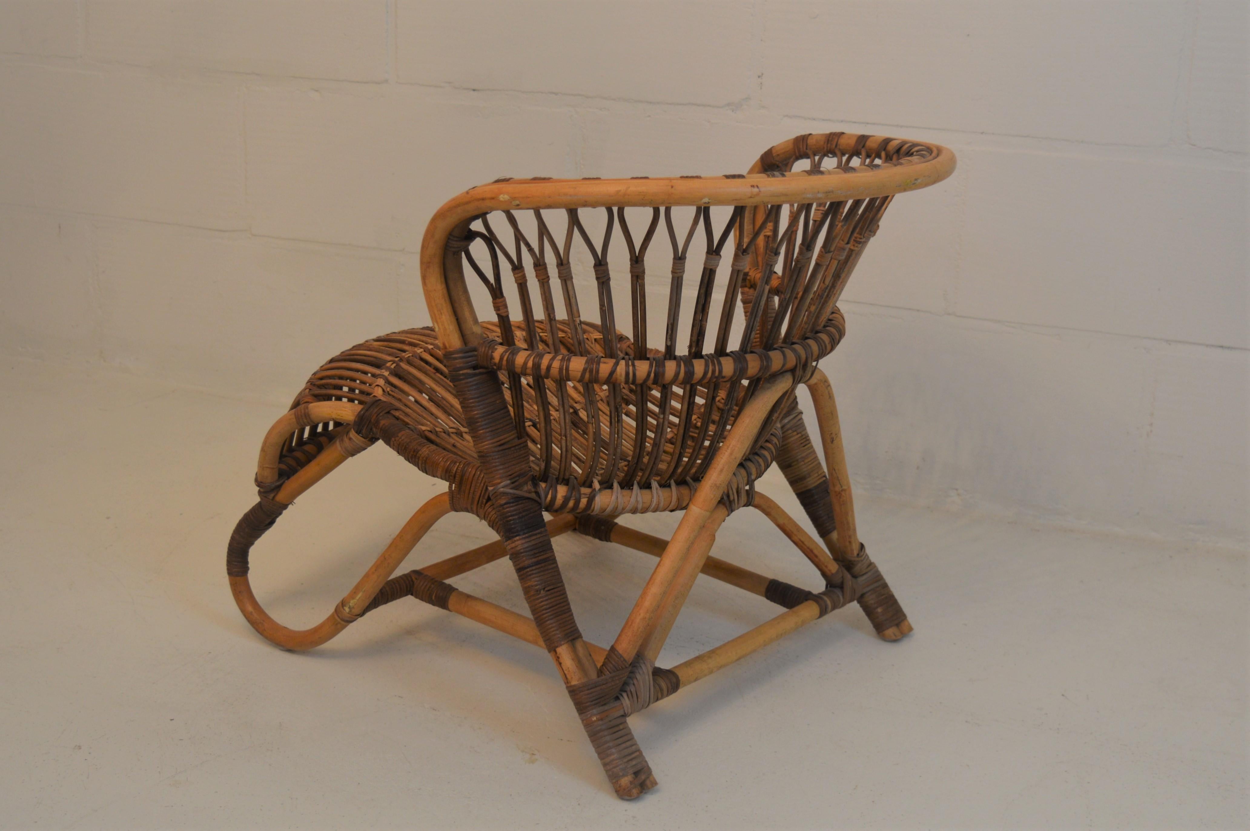 Mid-20th Century Rattan Lounge Chair in the Style of Viggo Boesen, 1940s