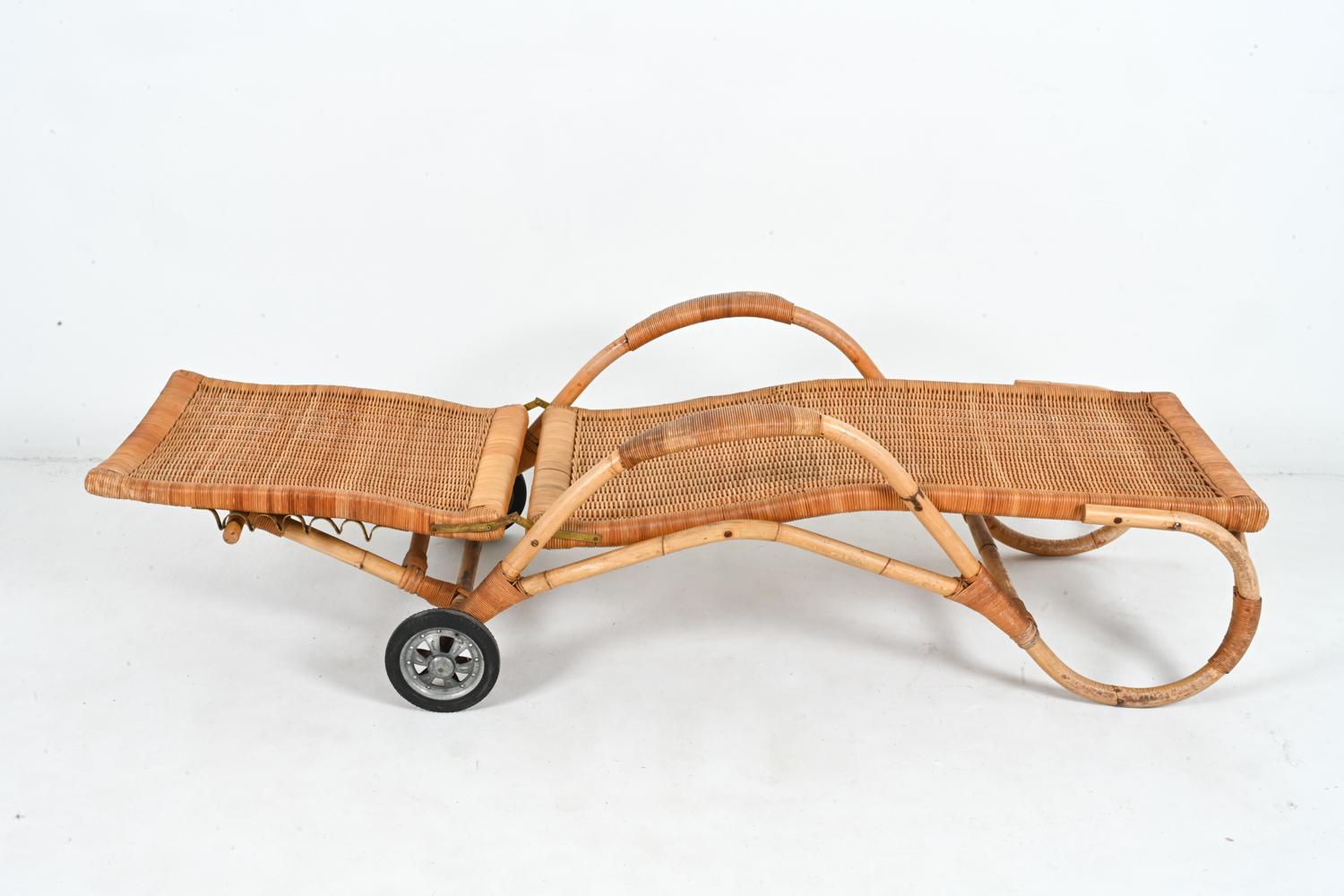 Rattan Lounge Suite by Arco Schutzmarke, Germany, c. 1960's For Sale 1