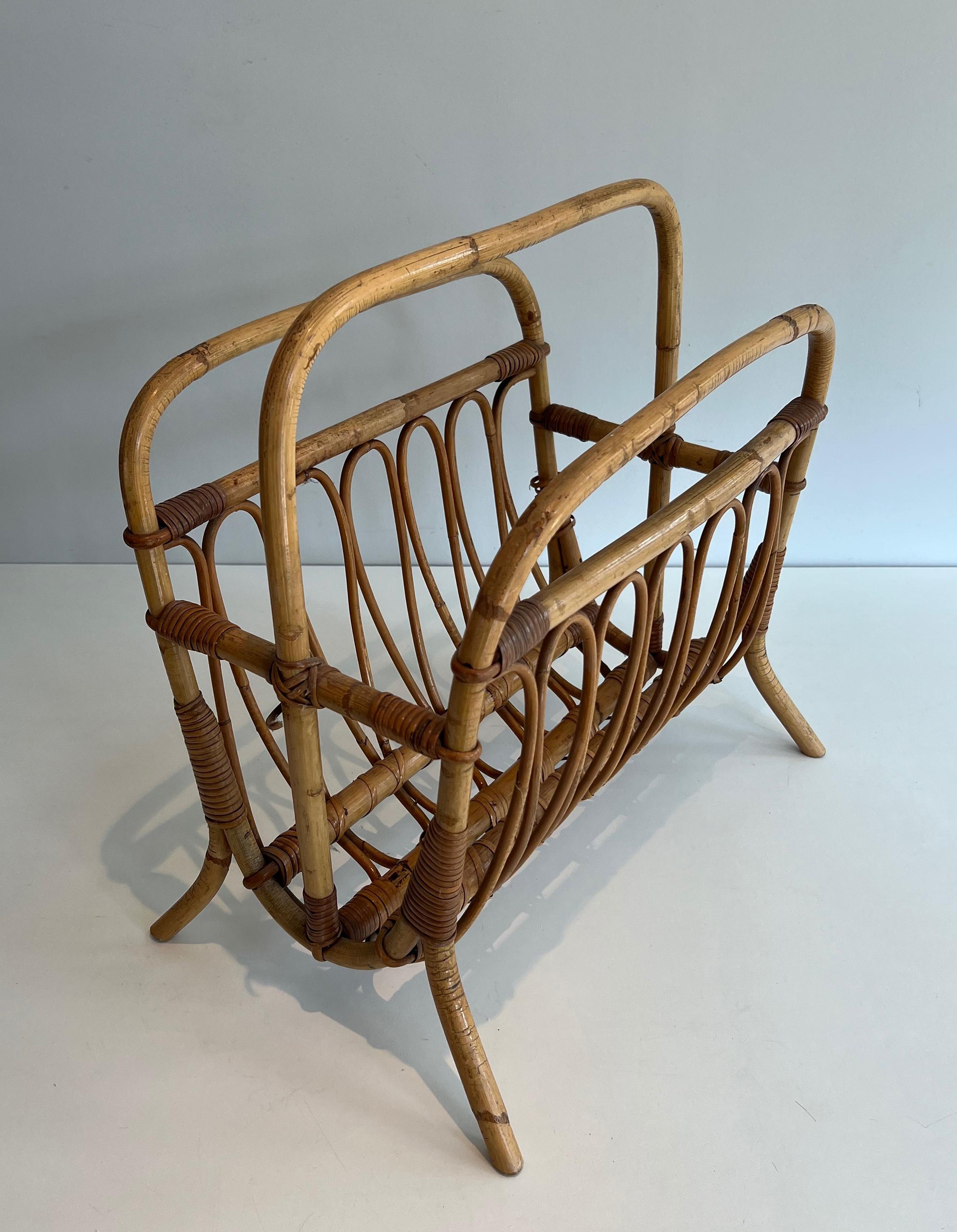 French Rattan magazine rack For Sale