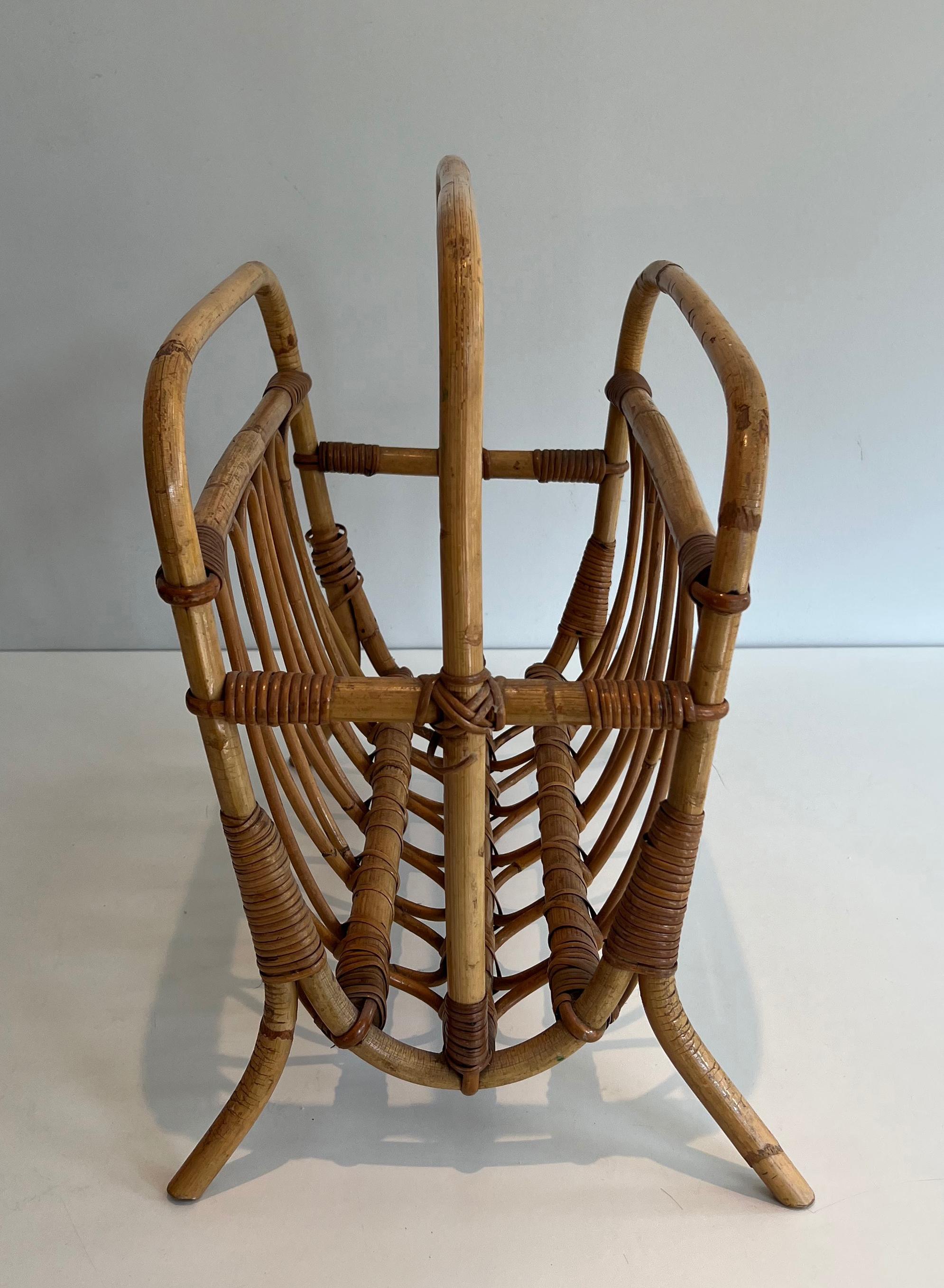 Mid-20th Century Rattan magazine rack For Sale