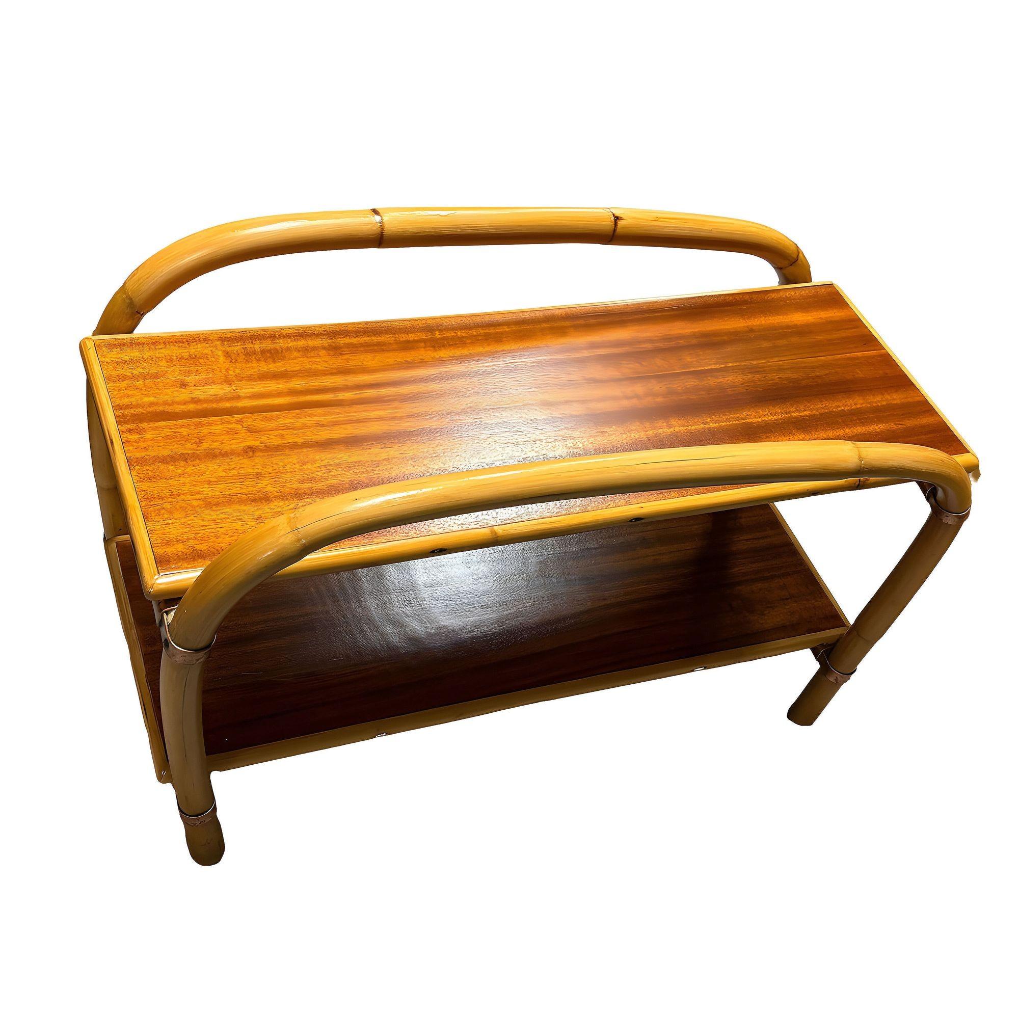 Américain Table d'appoint à 2 niveaux en rotin et acajou à double arche 
