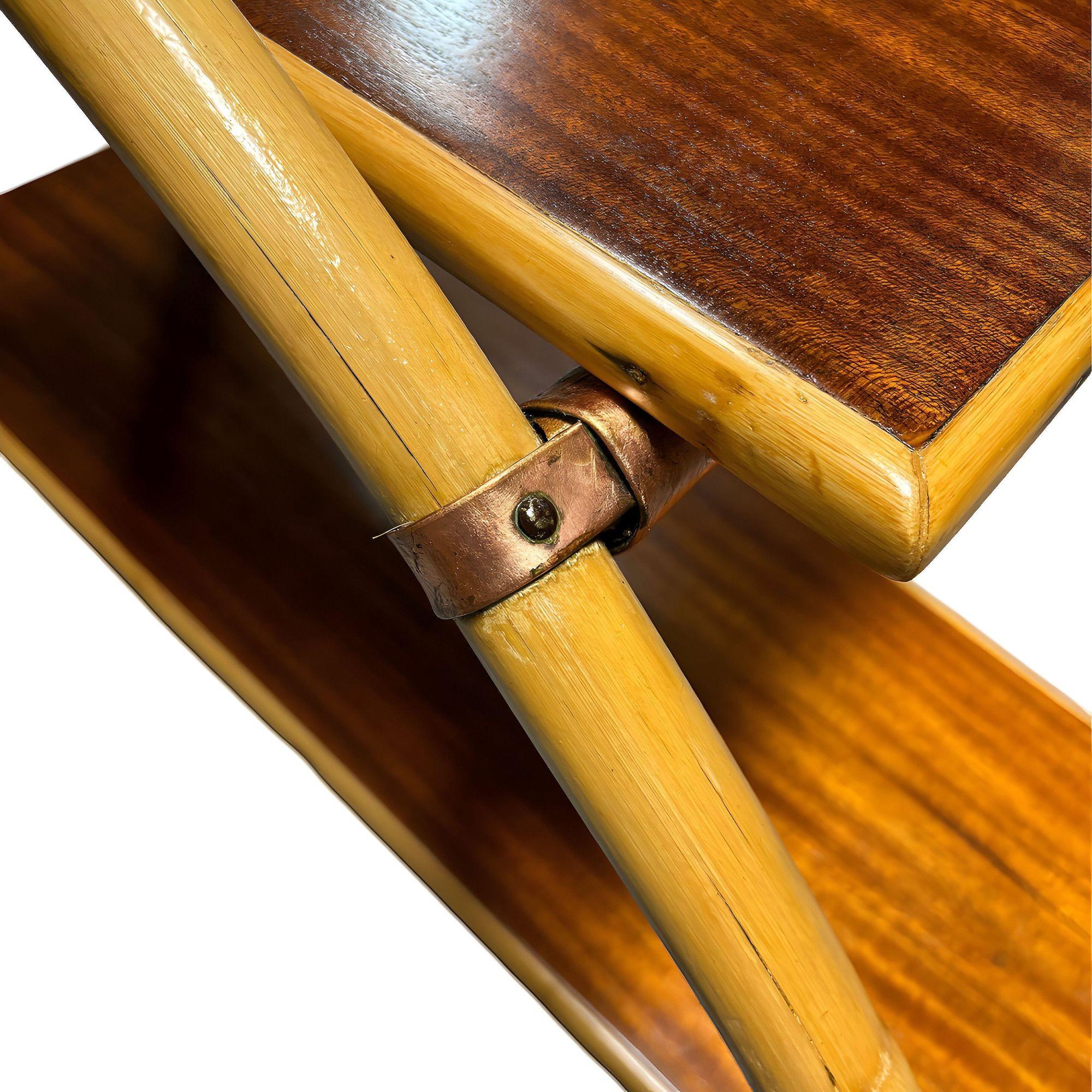 Table d'appoint à 2 niveaux en rotin et acajou à double arche 