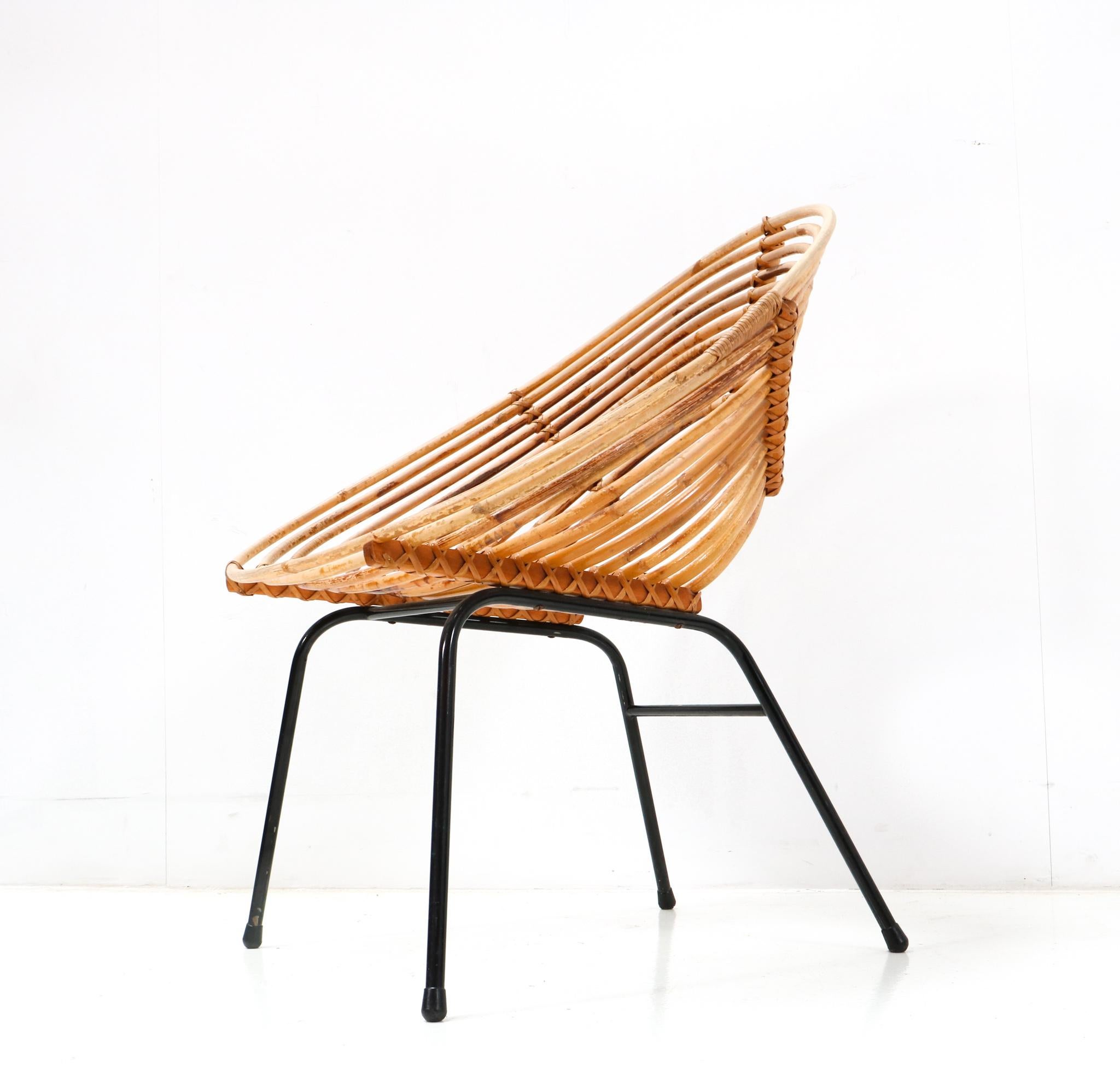 Rattan Mid-Century Modern Lounge Chair by Dirk van Sliedregt for Rohe, 1950s In Good Condition For Sale In Amsterdam, NL