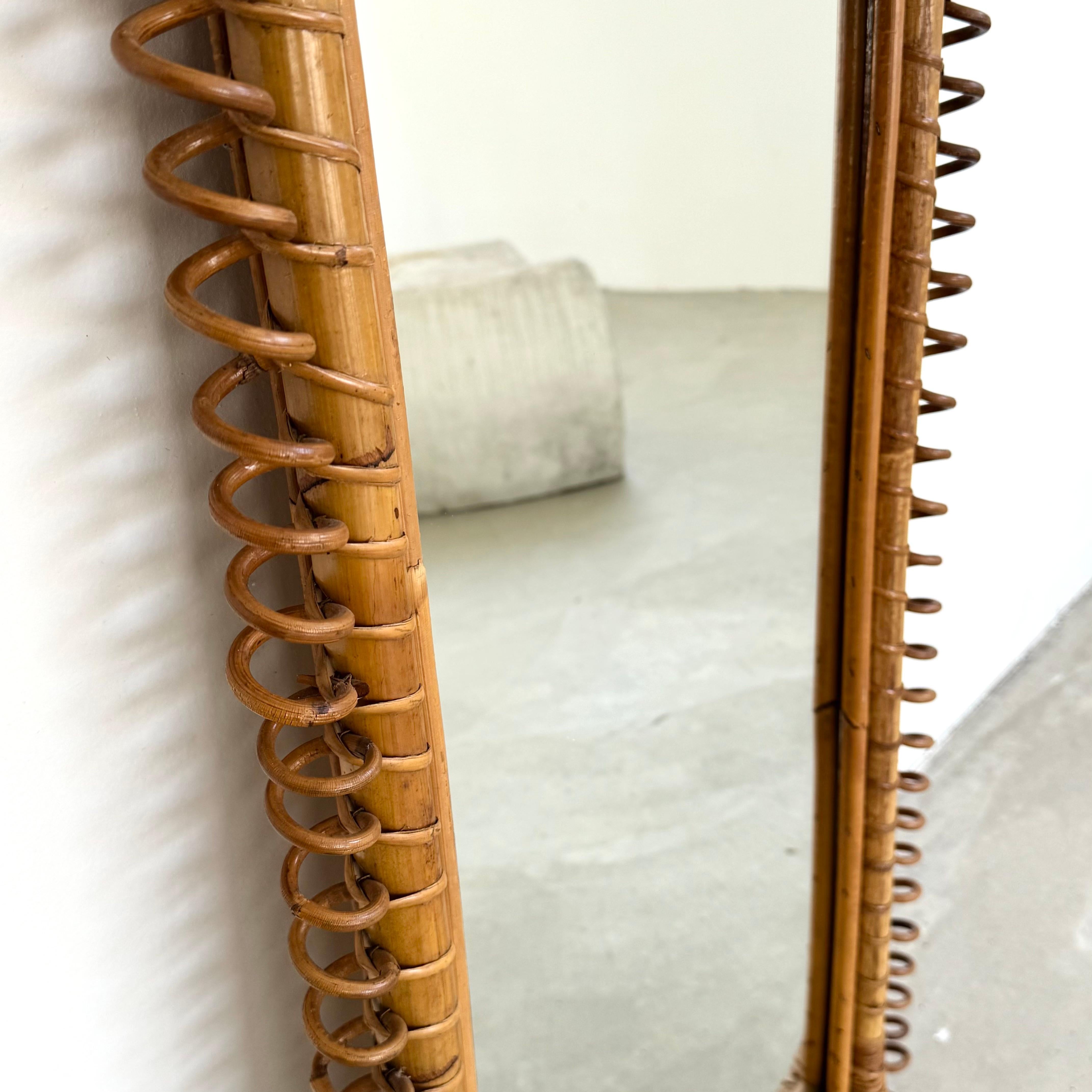 italien Miroir en rotin, 1950 Italie en vente